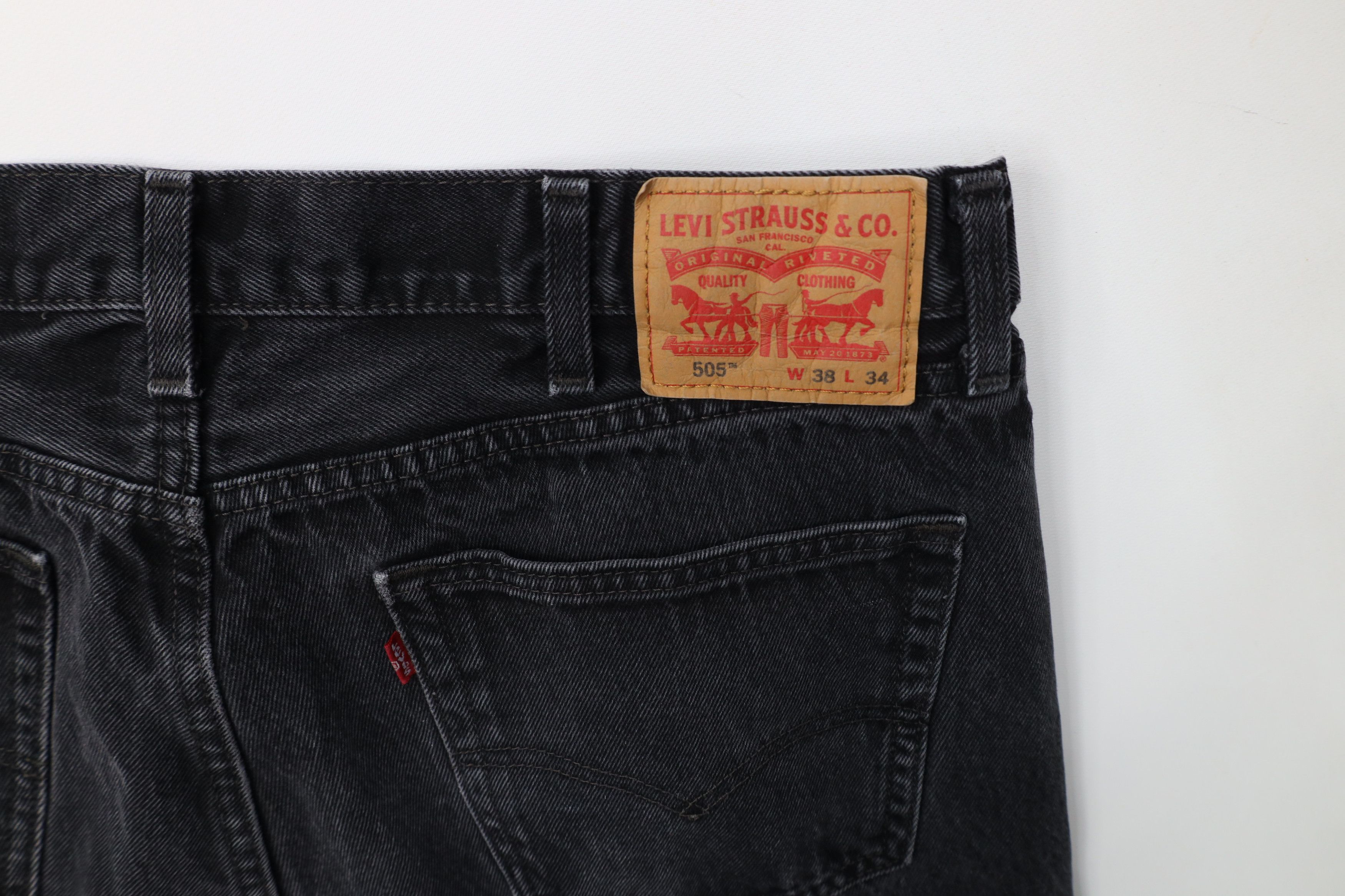 Levi's Vintage Y2K Levis 505 Regular Straight Leg Denim Jeans Black Size US 38 / EU 54 - 14 Thumbnail