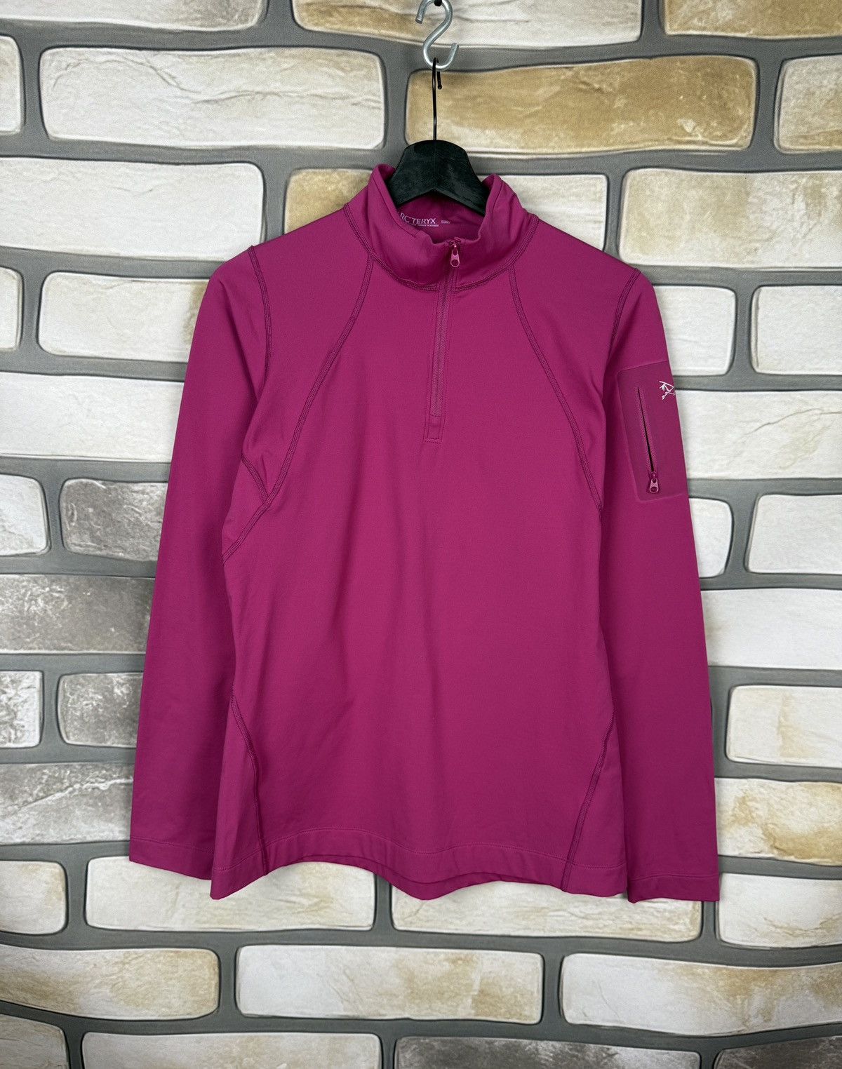 Arc'teryx Very rare arc’teryx sweater blouse sweatshirt Size L / US 10 / IT 46 - 1 Thumbnail