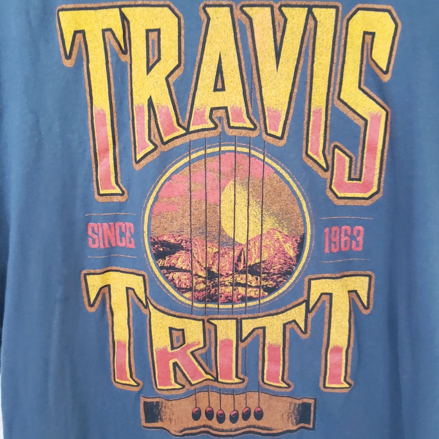 Next Level VINTAGE Travis Tritt Shirt Mens L Gray Front Graphic Next Level Retro 90s Boys? Size US L / EU 52-54 / 3 - 5 Thumbnail