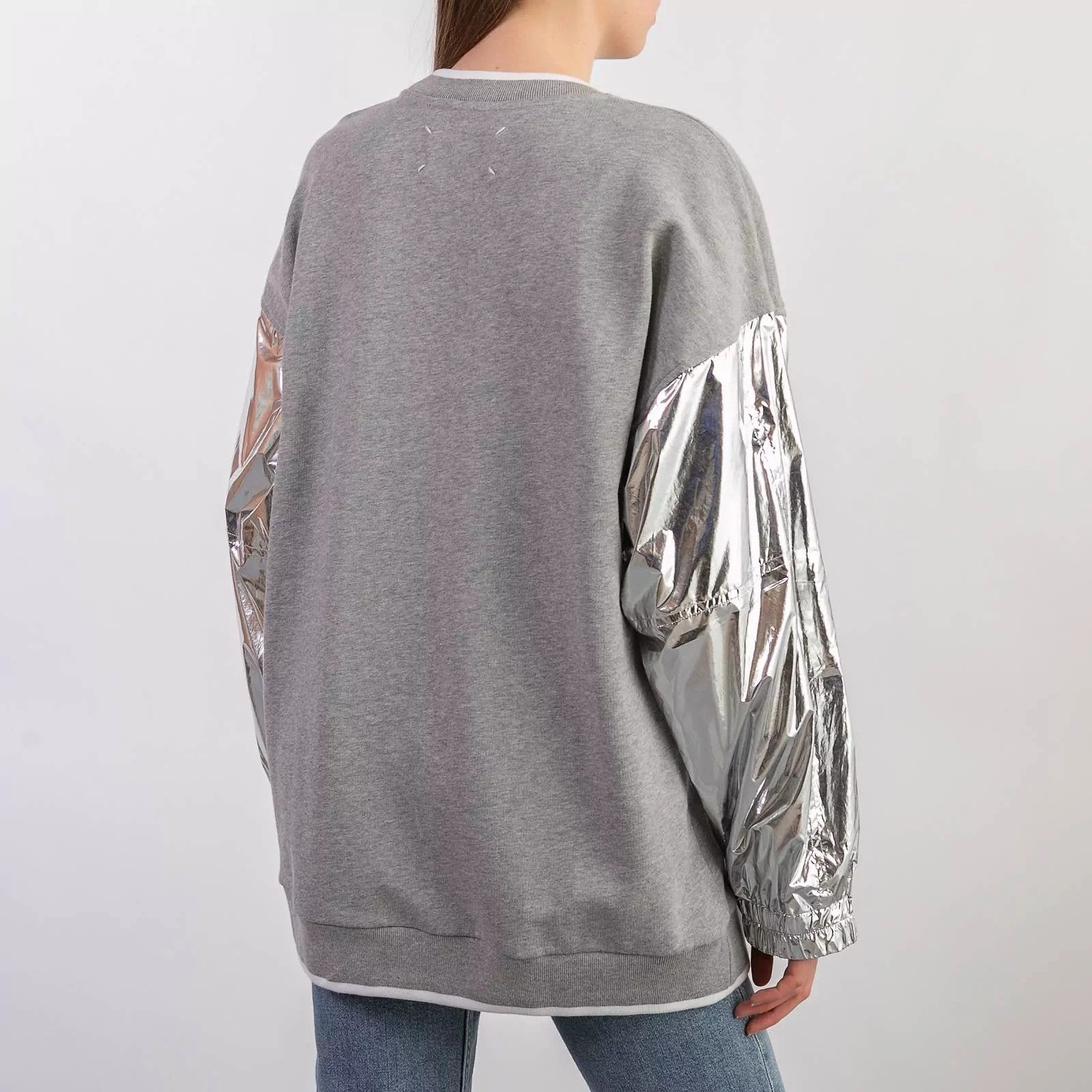 Maison Margiela MAISON MARGIELA 1 METALLIC SLEEVE SWEATSHIRT Size US L / EU 52-54 / 3 - 10 Thumbnail