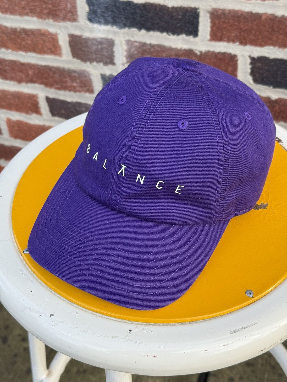 Vintage Vintage Y2K Balance Cap Size ONE SIZE - 2 Thumbnail