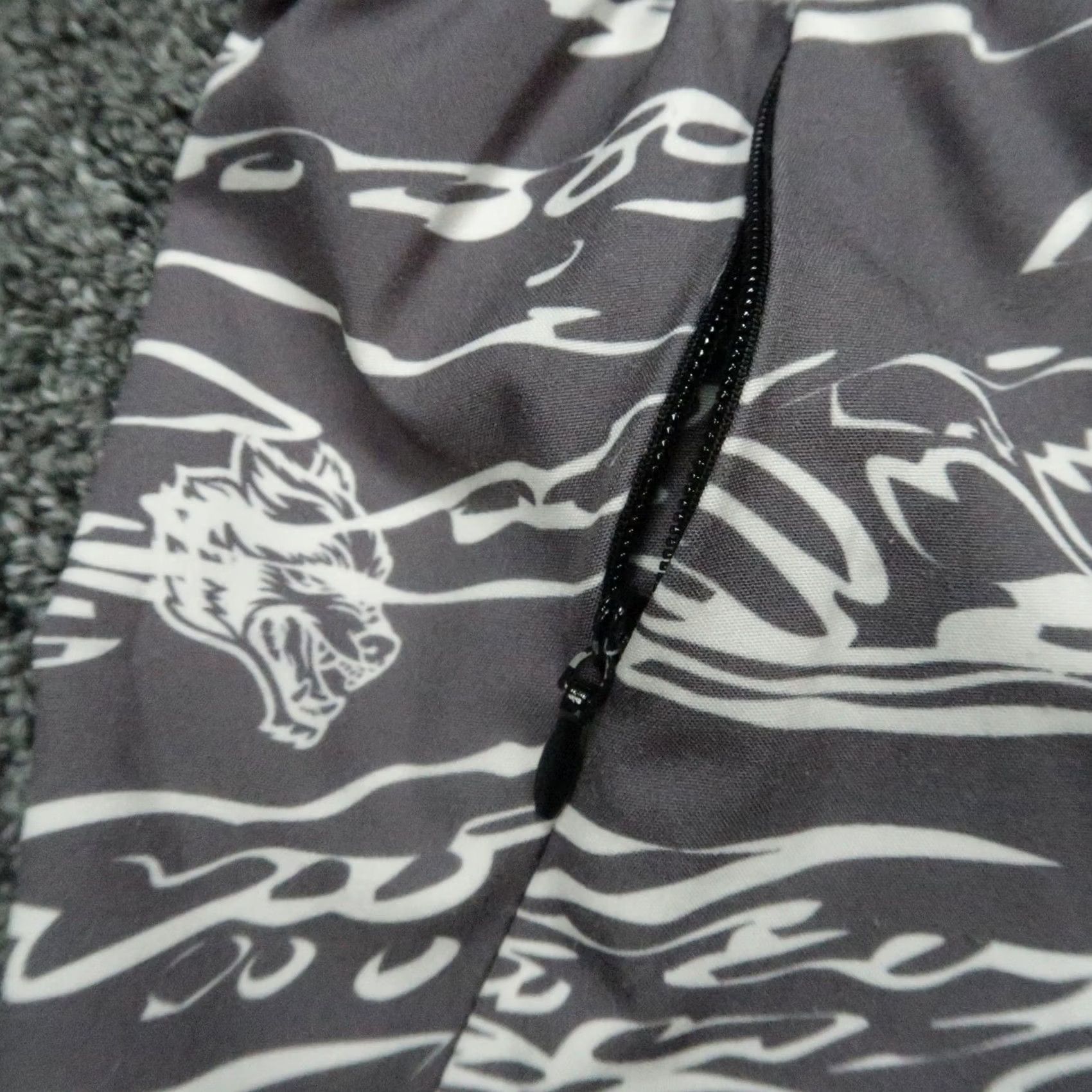 Darc Sport Darc Sport Shorts Mens XL Gray Camo Tiger Stripe Limited Edition Wolf Size US 36 / EU 52 - 5 Thumbnail