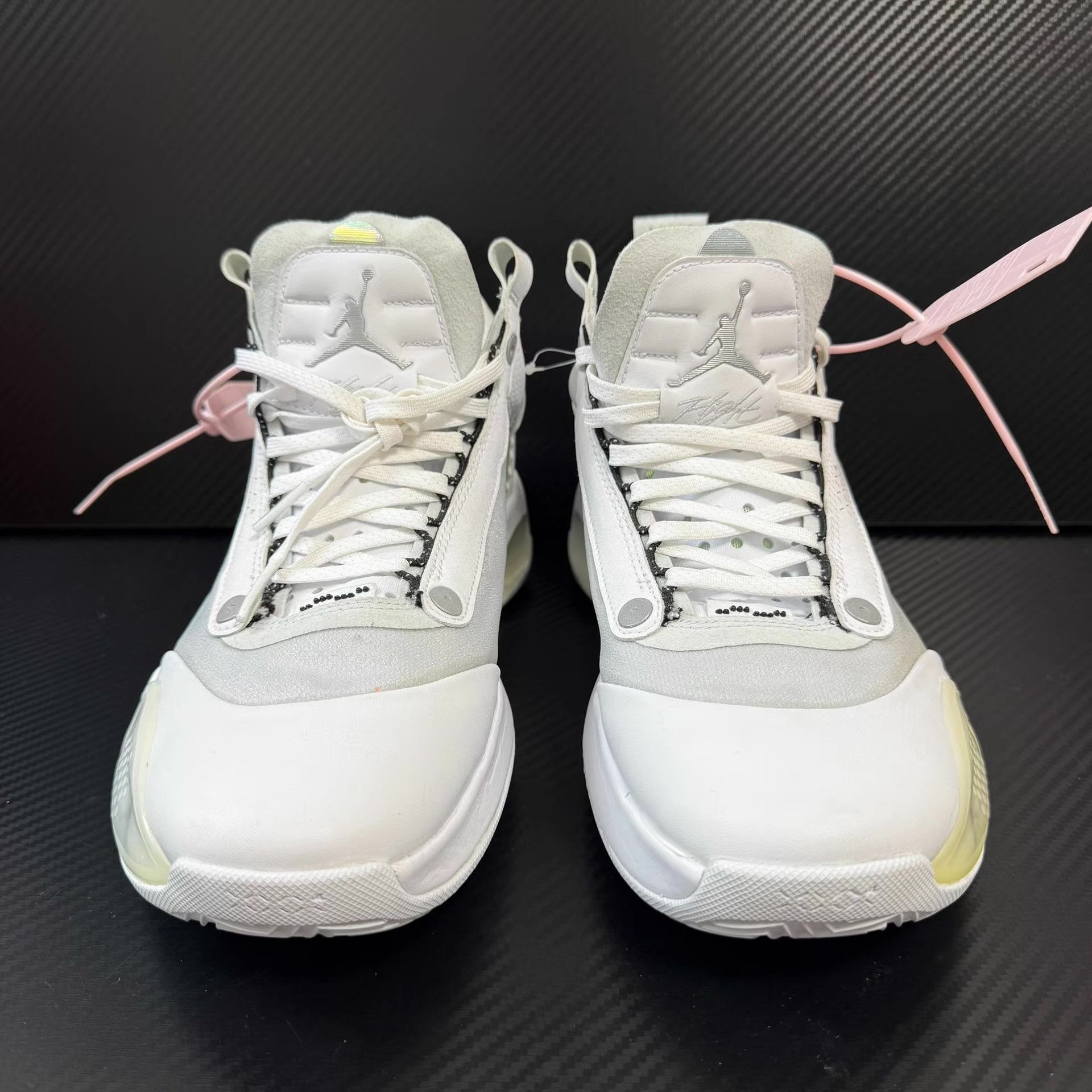 Nike Air Jordan 34 Q11 Size US 7.5 / EU 40-41 - 3 Thumbnail