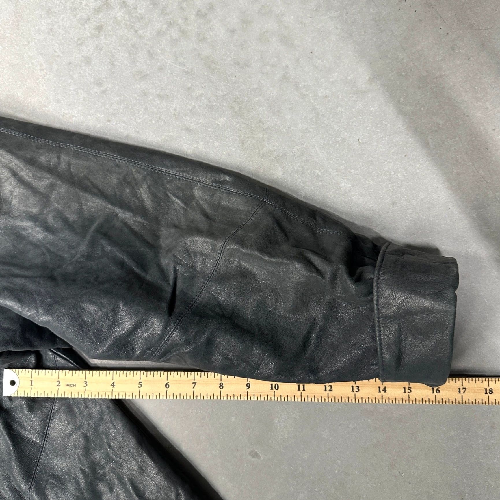 Valentino VINTAGE Valentino Varsova Long Leather Trench Coat Womens 2XL Black Quilted Lined Size XXL / US 16-18 / IT 52-54 - 5 Thumbnail