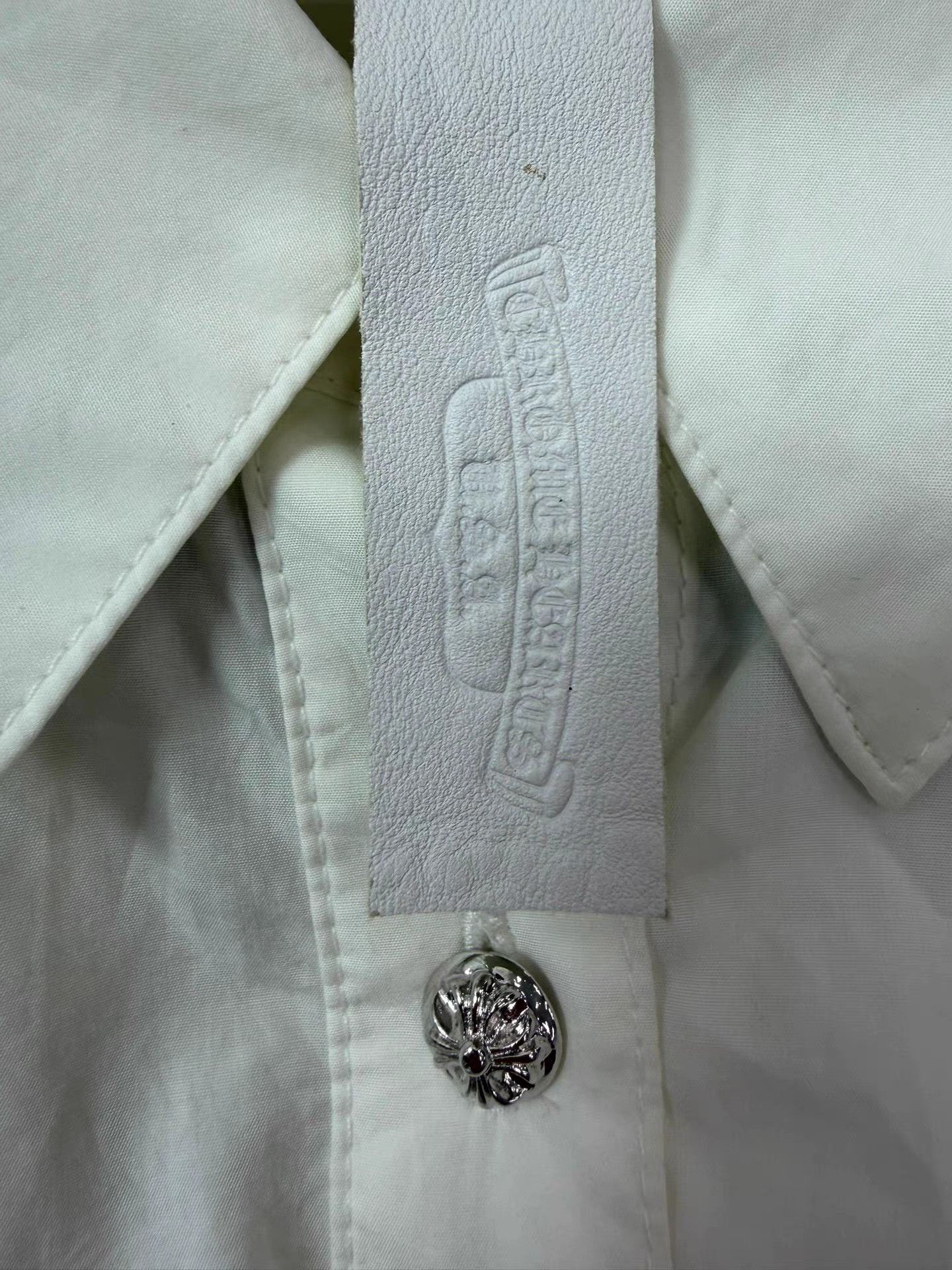 Chrome Hearts Chrome Hearts White Cross Leather Patch Bat Shirt K2 Size US L / EU 52-54 / 3 - 5 Thumbnail