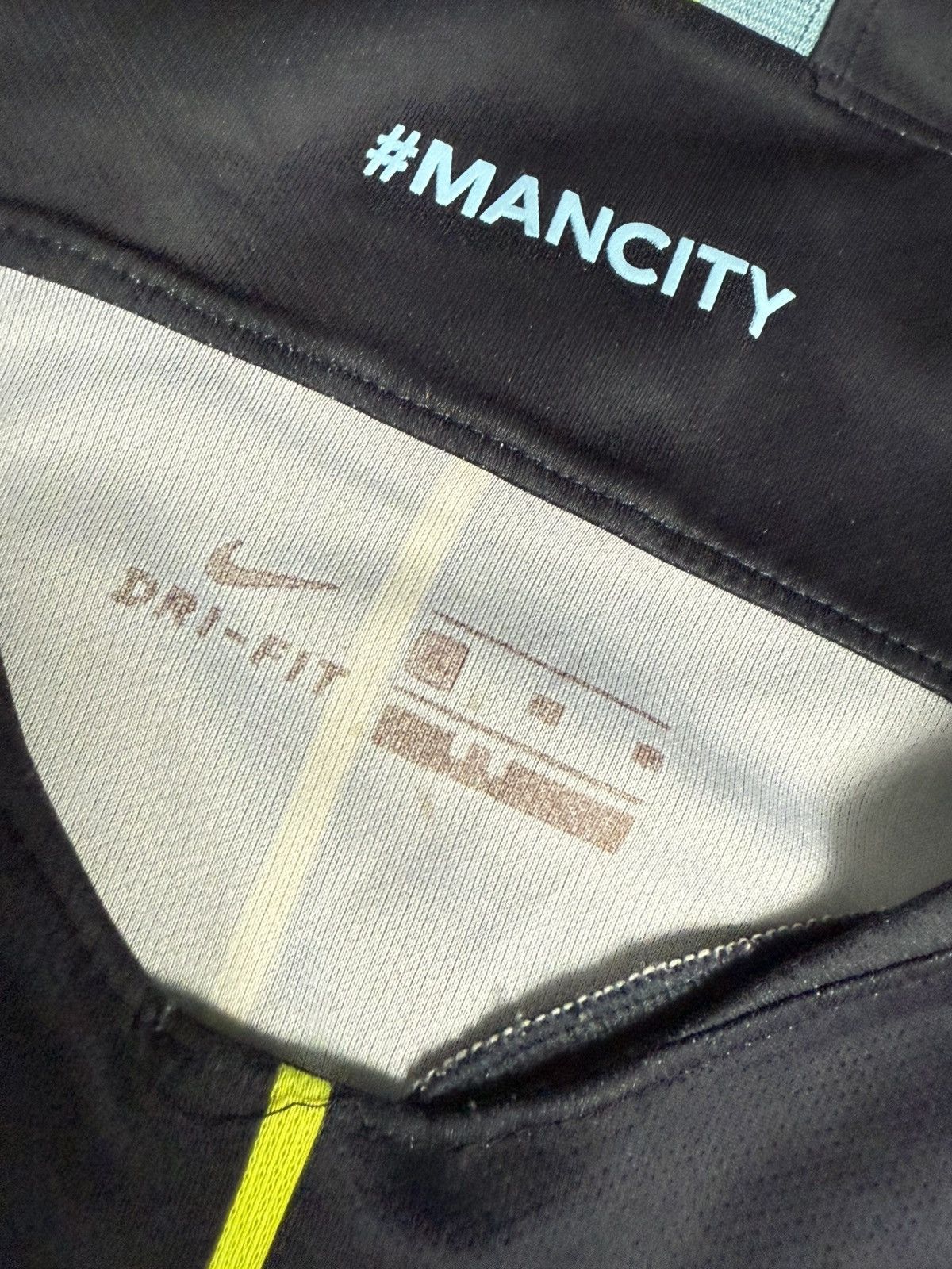 Nike × Other Manchester City 2018 2019 kit soccer jersey Nike away shirt Size US XL / EU 56 / 4 - 4 Thumbnail
