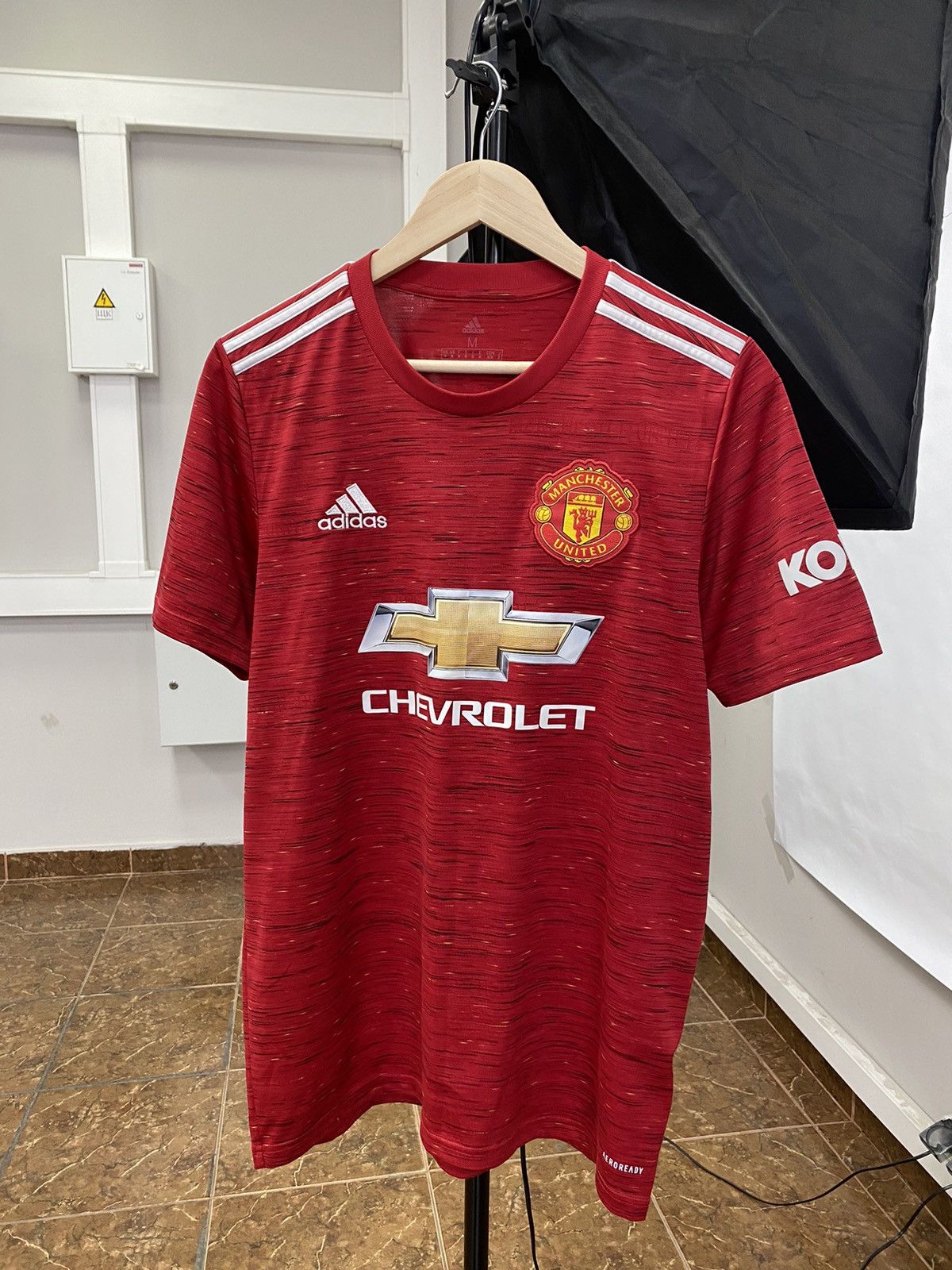 Adidas Adidas MANCHESTER UNITED 2020 FOOTBALL soccer jersey Size US M / EU 48-50 / 2 - 1 Thumbnail