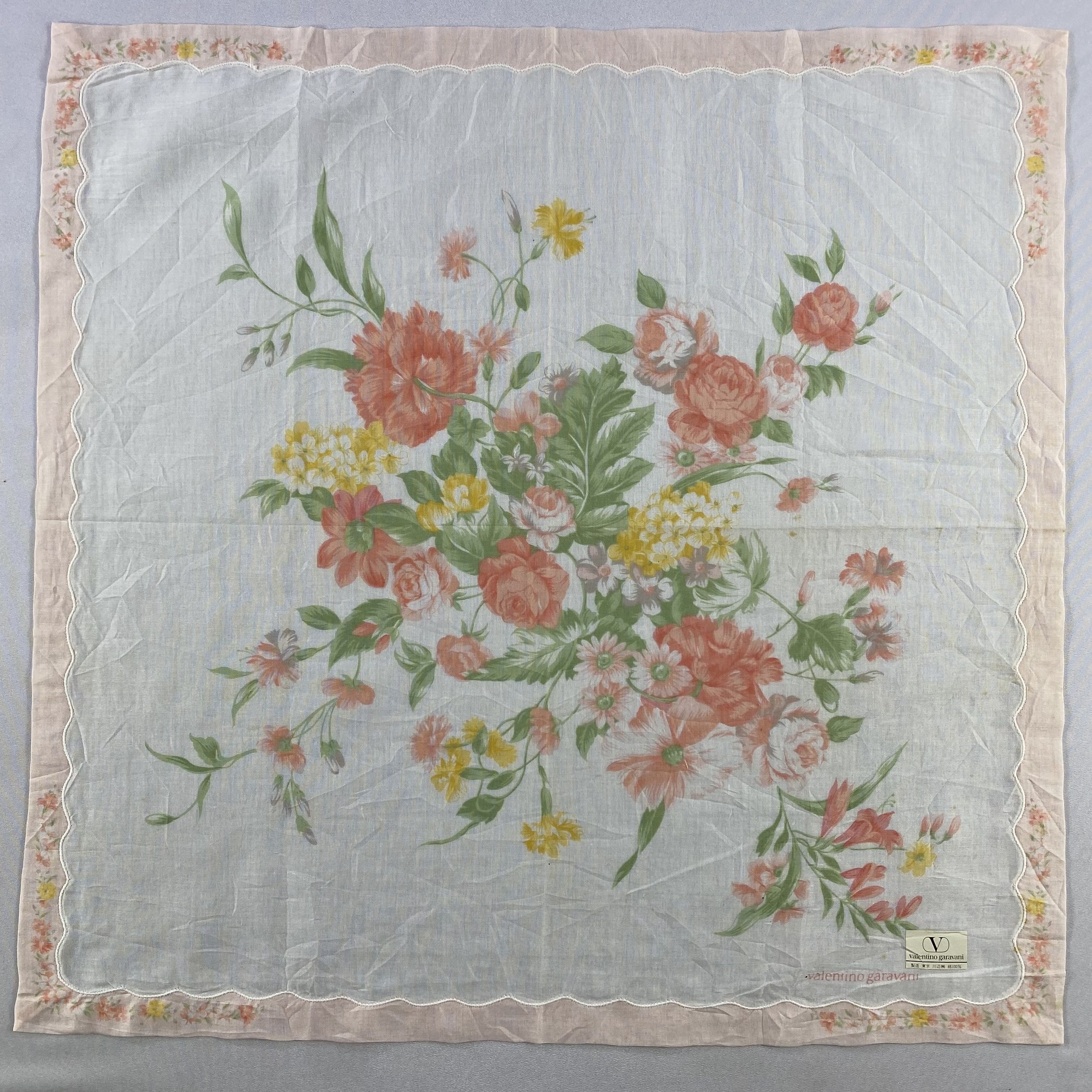 Vintage Valentino Garavani Bandana/ Handkerchief / Neckerchief Size ONE SIZE - 1 Thumbnail