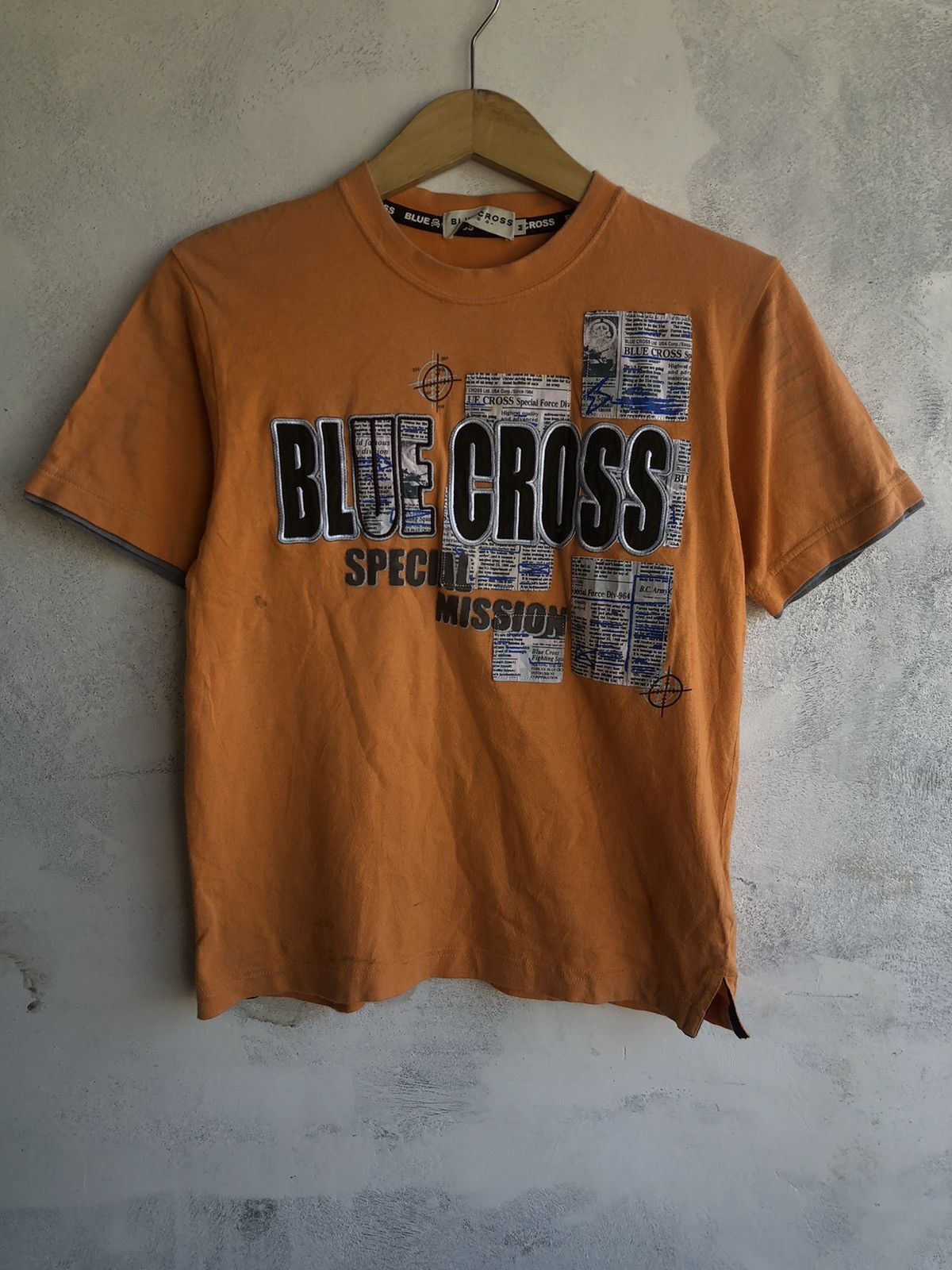 Hysteric Glamour Japanese Poem Blue Cross Special Mission Tshirt Tee Size US M / EU 48-50 / 2 - 1 Thumbnail
