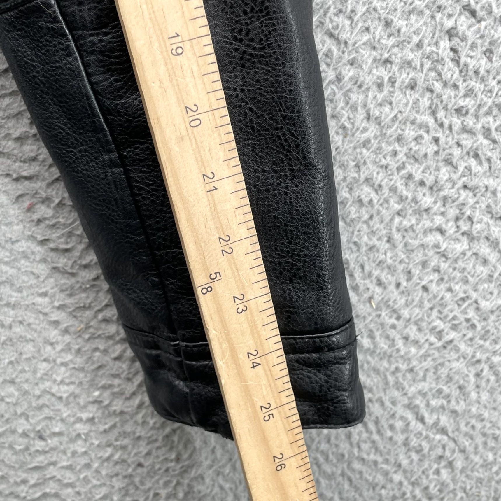 Vintage Arizona Vegan Leather Biker Jacket Men's Small Black Motorcycle Retro Minimalist Size US S / EU 44-46 / 1 - 6 Thumbnail