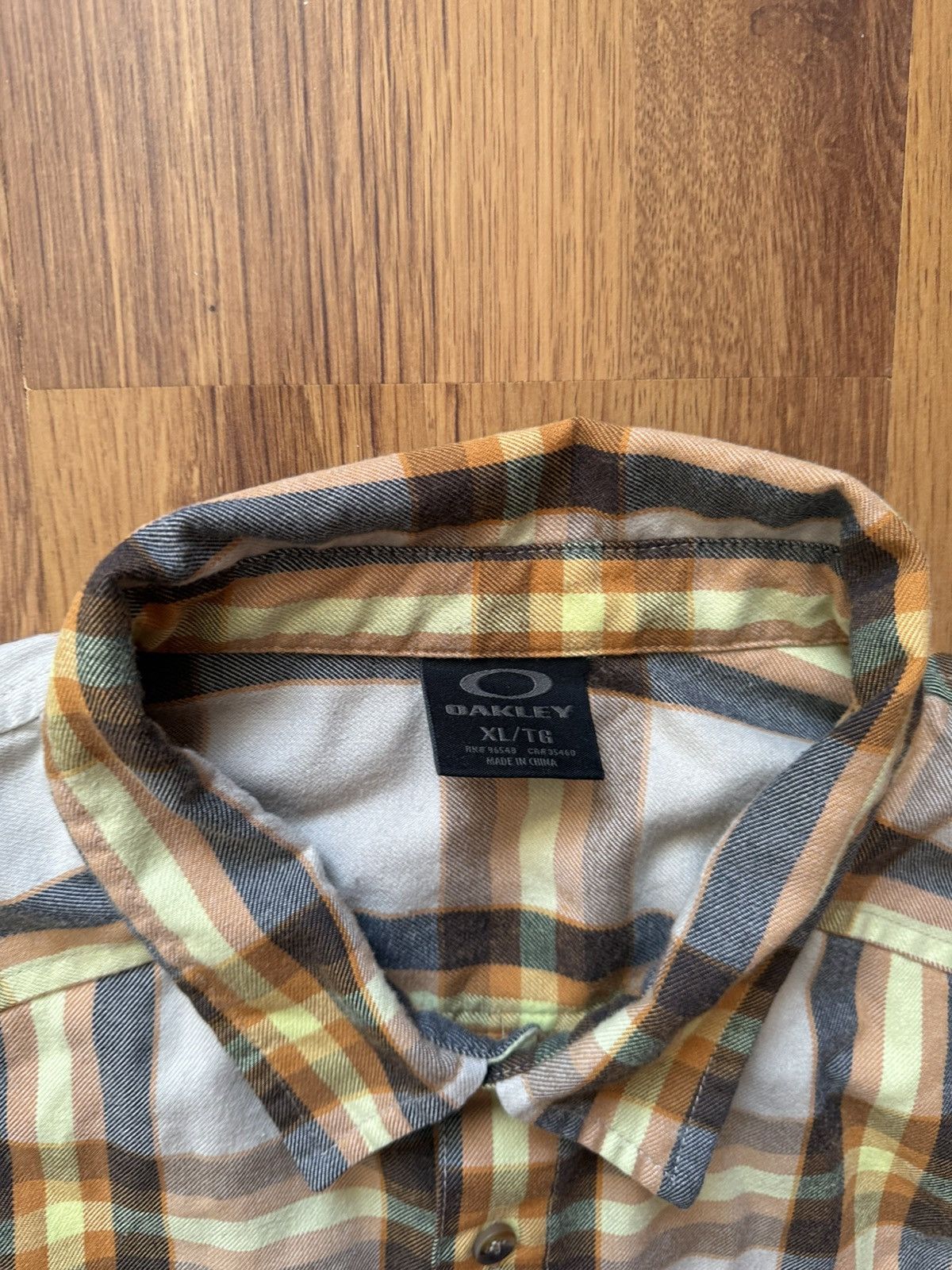 Oakley Vintage Y2K Oakley Button Up Size US XL / EU 56 / 4 - 3 Thumbnail