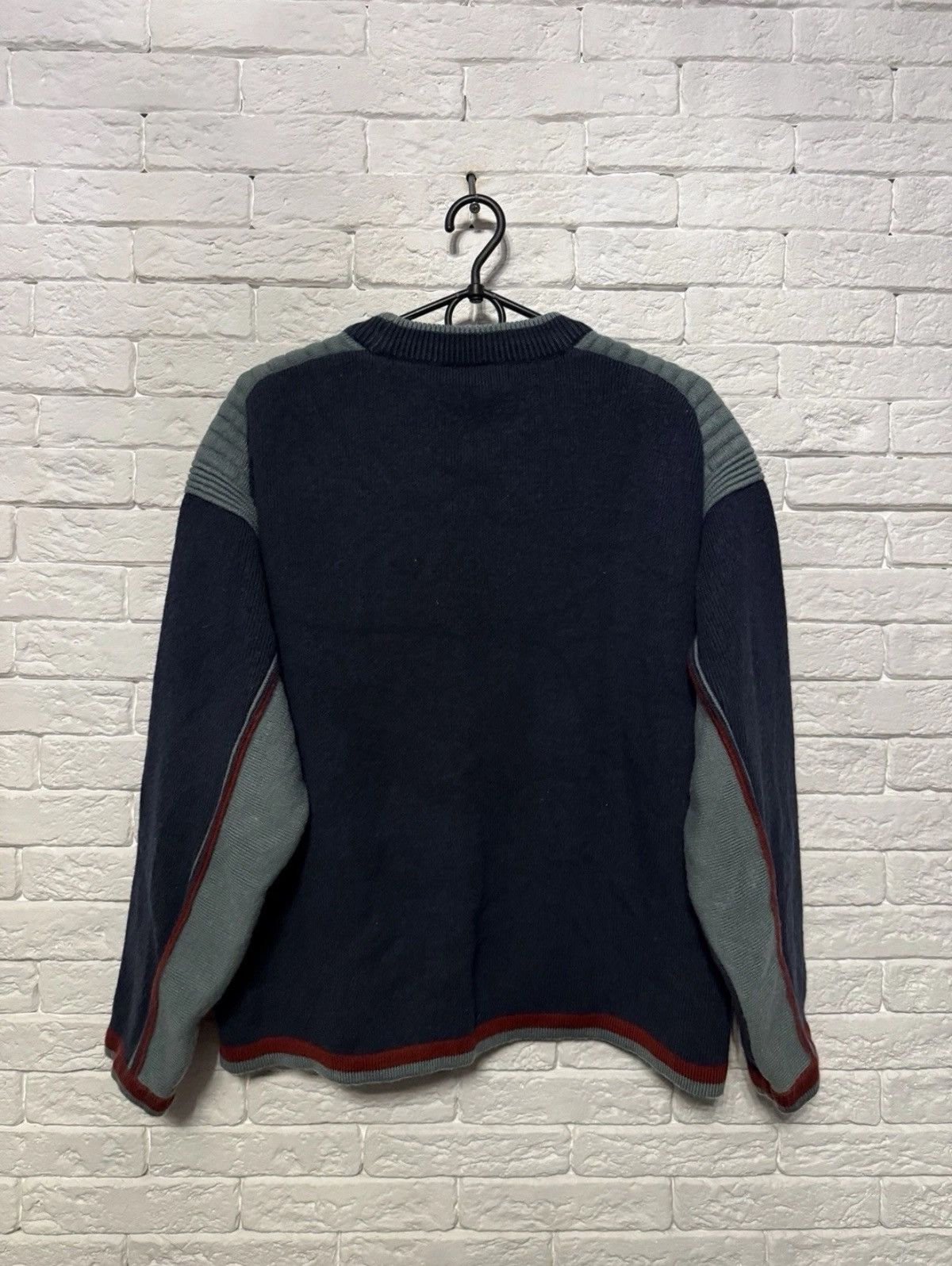 Quiksilver Vintage Quiksilver Knit Sweater Huge Embroidered Logo Surf Size US M / EU 48-50 / 2 - 6 Thumbnail