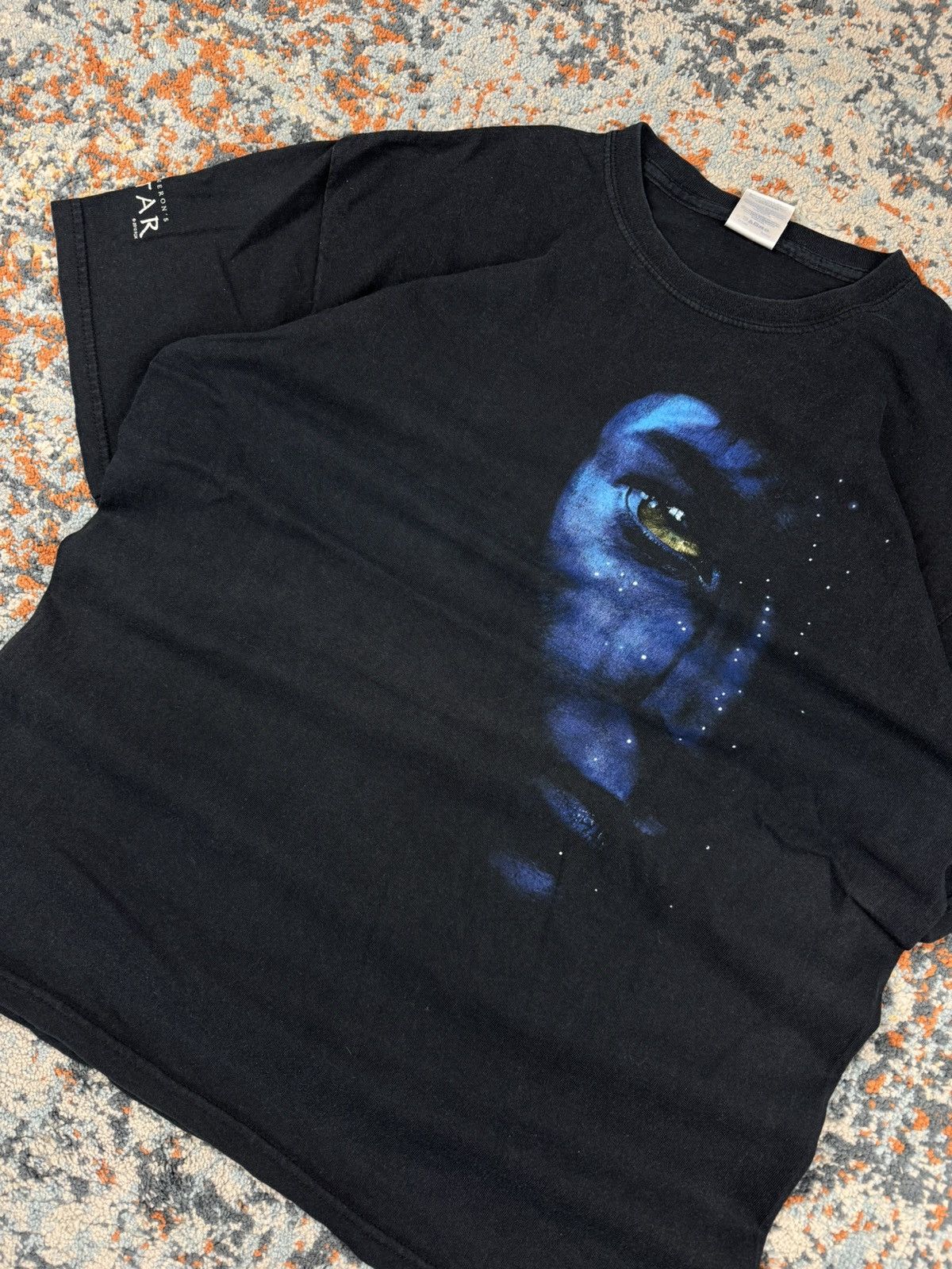 Vintage Vintage 2010 Avatar movie promo alien face graphic tee Size US L / EU 52-54 / 3 - 3 Thumbnail