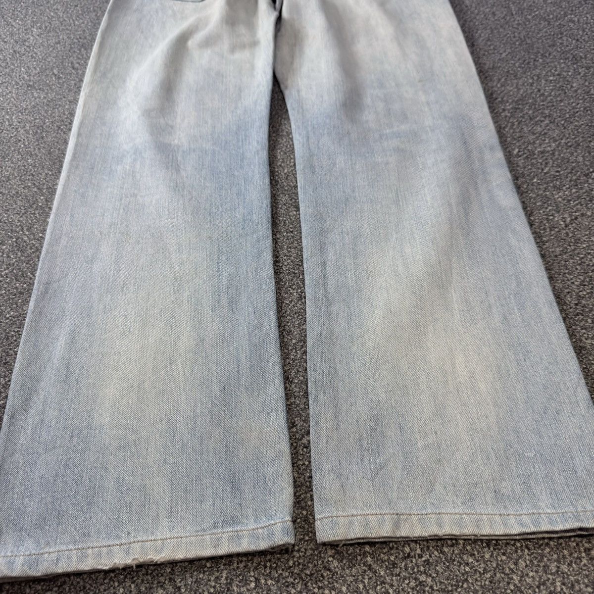 Undercover Archives Japanese Denim Uniqlo UJ S002 Fade Wideleg Denim Size US 33 - 11 Thumbnail
