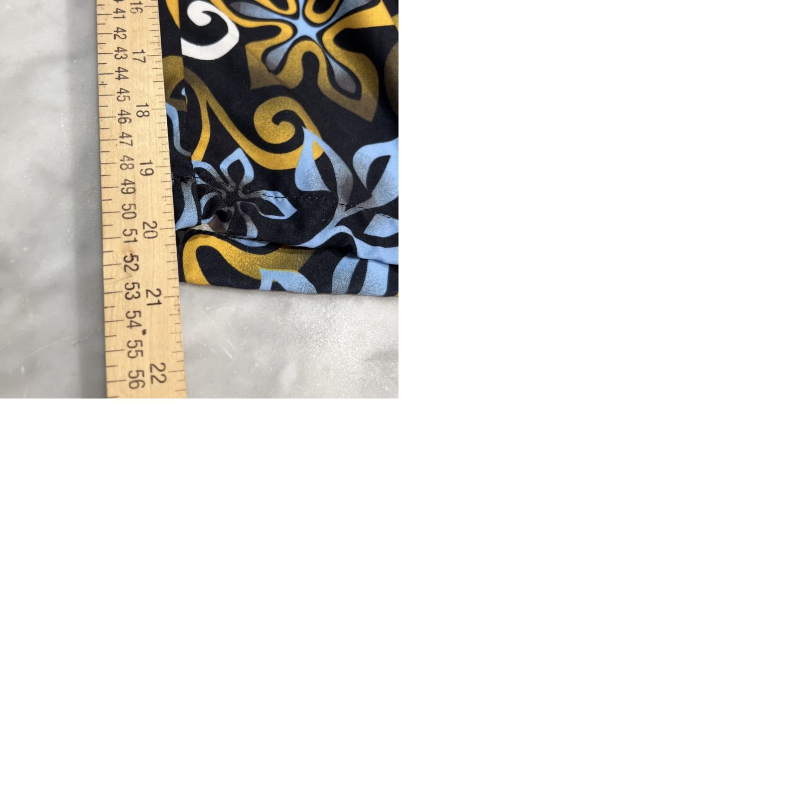 Prana Prana Padded Bicycle Capri Shorts Women’s XL Floral Pockets W30 L20 USA Capris Shorts Cycling Floral Multicolor Women XL USA Size 40" / US 18 - 10 Thumbnail