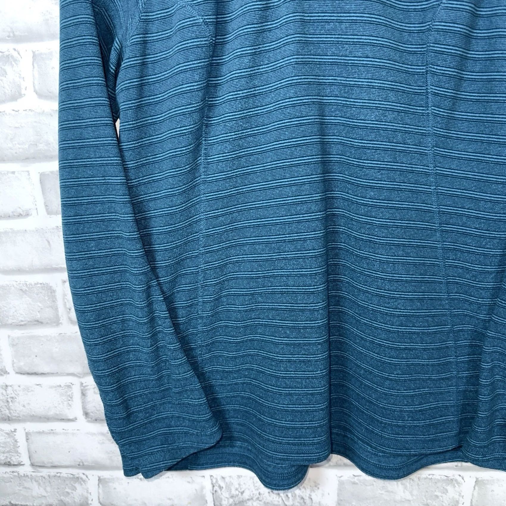 The North Face The North Face Pullover Hoodie Womens Size L Blue Half-Zip 100% Polyester Size L / US 10 / IT 46 - 3 Thumbnail