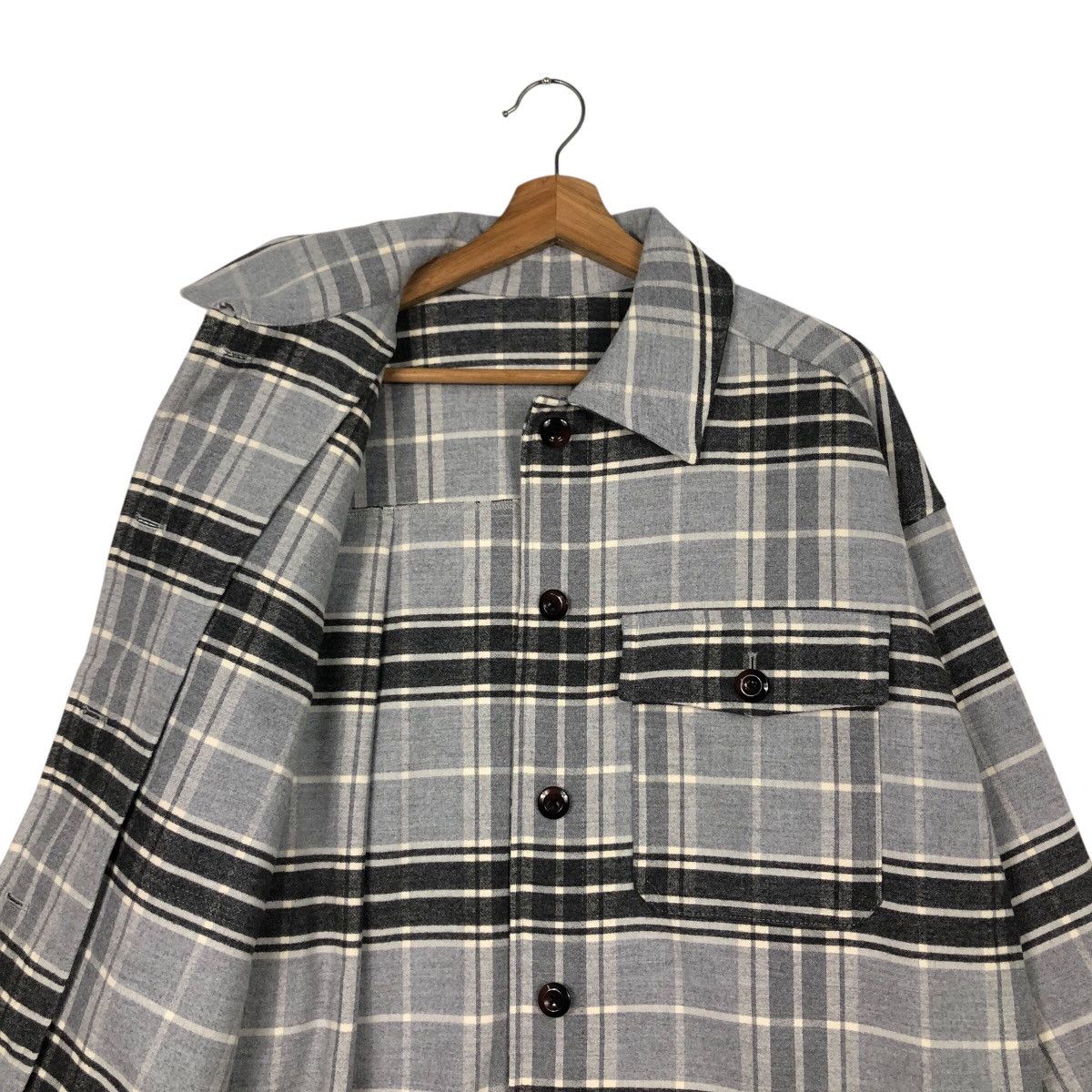 Japanese Brand × Vintage 📌Vintage Wool Button Jacket GU Japan Tartan Issey Miyake Size US L / EU 52-54 / 3 - 13 Thumbnail