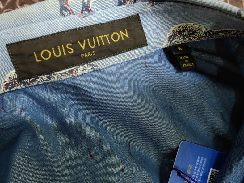 Louis Vuitton LV Blue Lion Print Long Sleeve Shirt-2507 Size US M / EU 48-50 / 2 - 4 Thumbnail