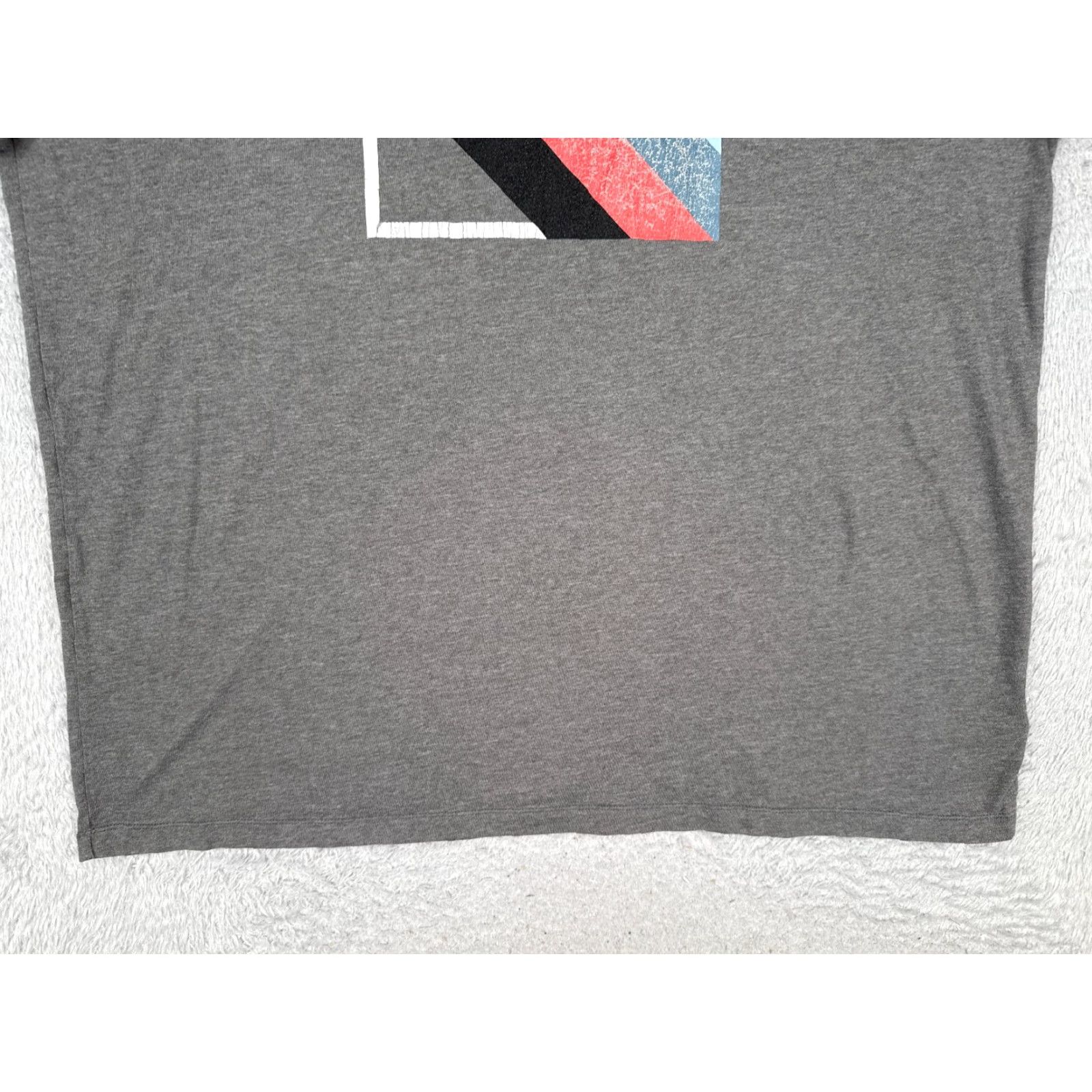 The North Face The North Face Shirt Men 2XL Gray Slim Fit Crew Neck Cotton Blend T-Shirt Logo All Seasons Breathable Regular Mens Size US XXL / EU 58 / 5 - 5 Thumbnail