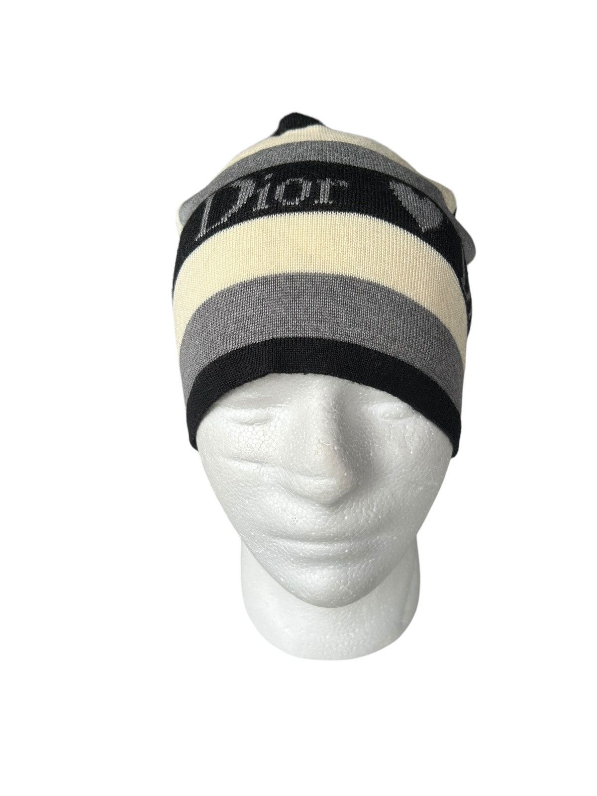 Christian Dior Monsieur Christian Dior Made in italy Beanie Hats Stripe pompom Size ONE SIZE - 6 Thumbnail