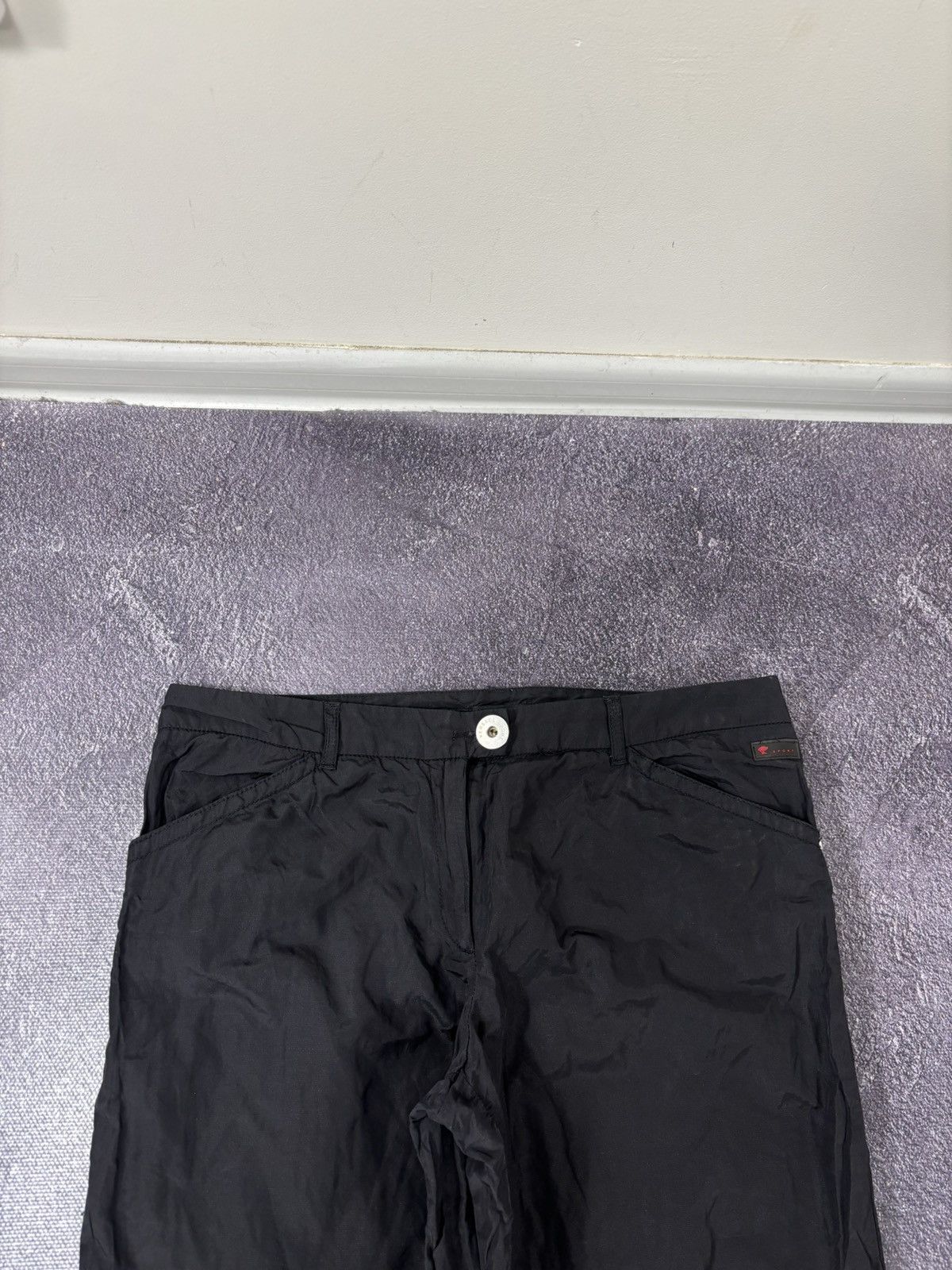 Versace Vintage Versace Sport Women’s Rare Black Baggy Nylon Pants Size 32" / US 10 / IT 46 - 14 Thumbnail