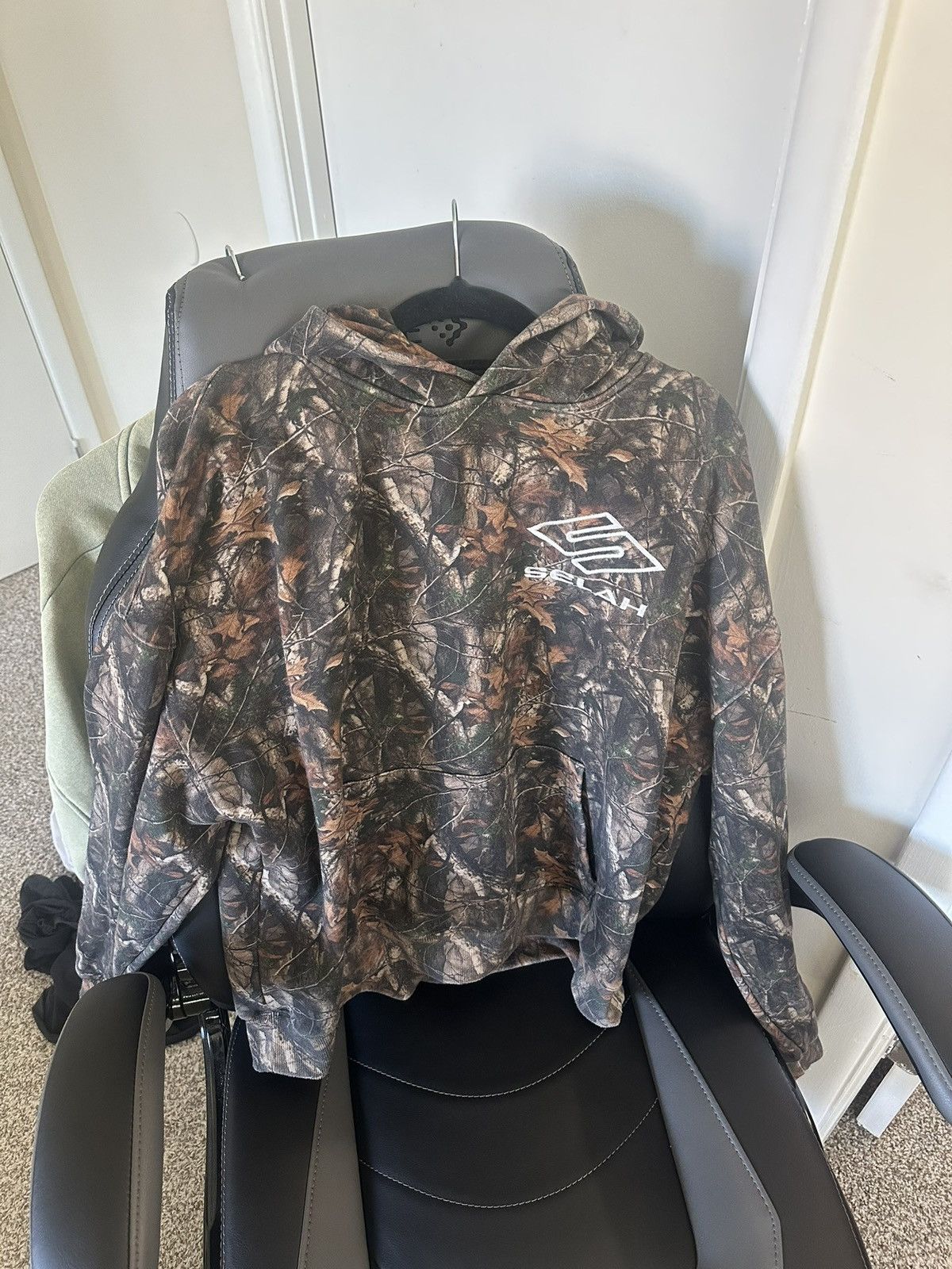 Other Selah Camo Hoodie Size US L / EU 52-54 / 3 - 1 Thumbnail