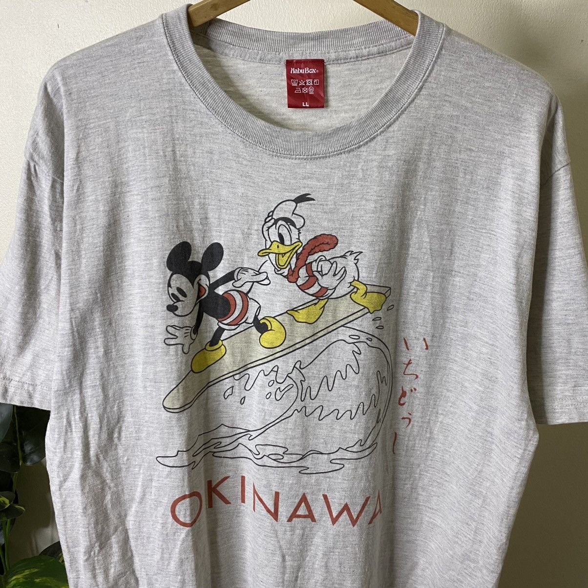 Japanese Brand Habu Box x Disney Okinawa Surf Graphic Collaboration T Shirt Size US L / EU 52-54 / 3 - 2 Thumbnail