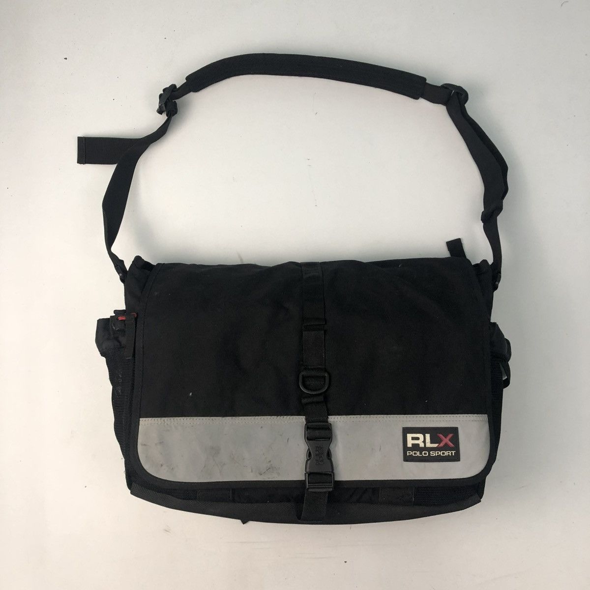 RLX Ralph Lauren ‼️YES‼️ RLX POLO SPORT VINTAGE MESSENGER BAG Size ONE SIZE - 1 Thumbnail
