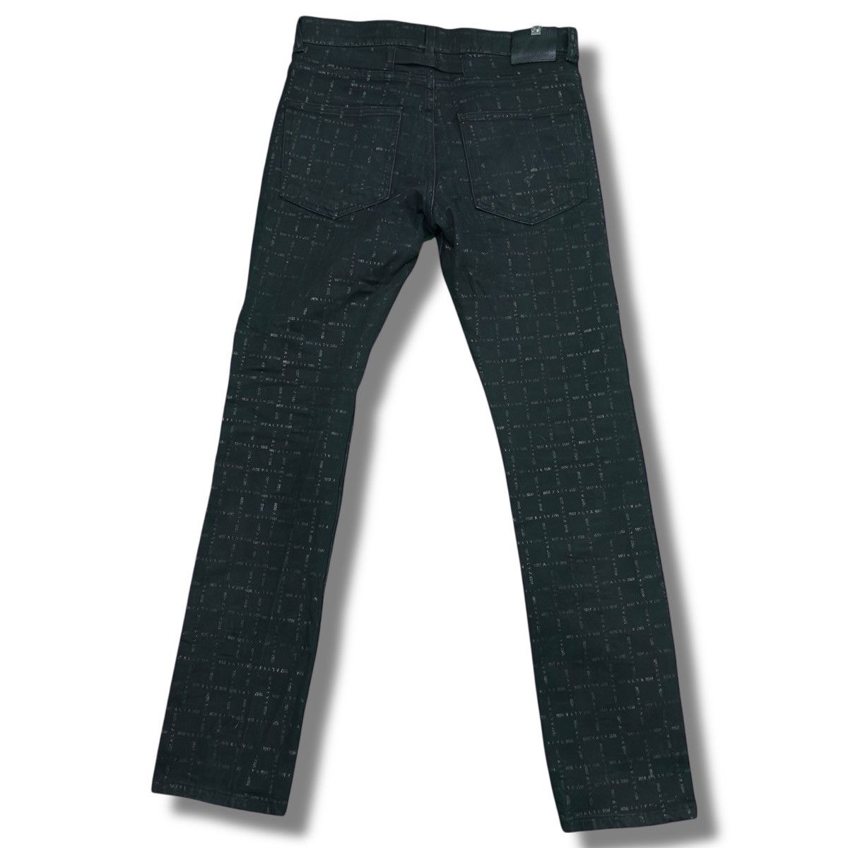 1017 ALYX 9SM 1017 ALYX 9SM Buckle Monogram Logo Pants Size US 28 / EU 44 - 2 Thumbnail
