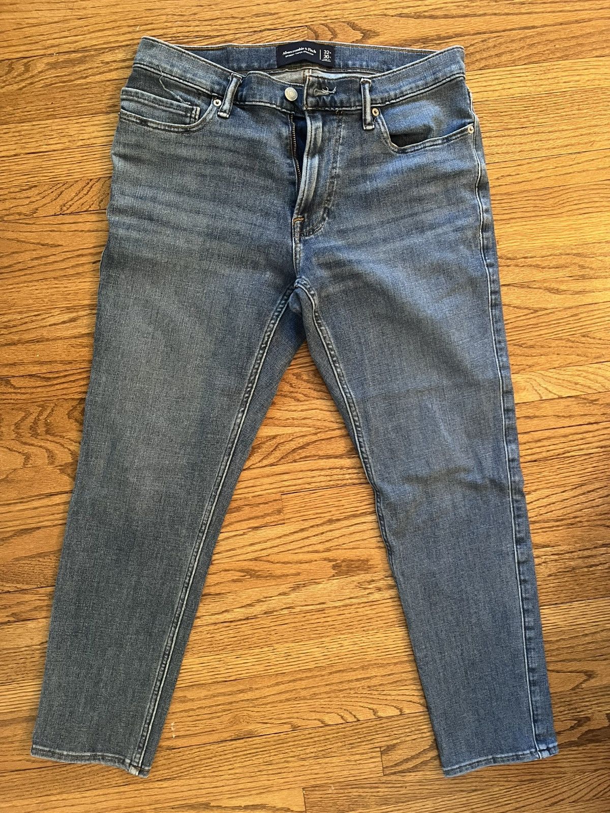 Abercrombie & Fitch Abercrombie & Fitch Skinny Taper Stretch Jeans 32 x 30 Size US 32 / EU 48 - 1 Thumbnail
