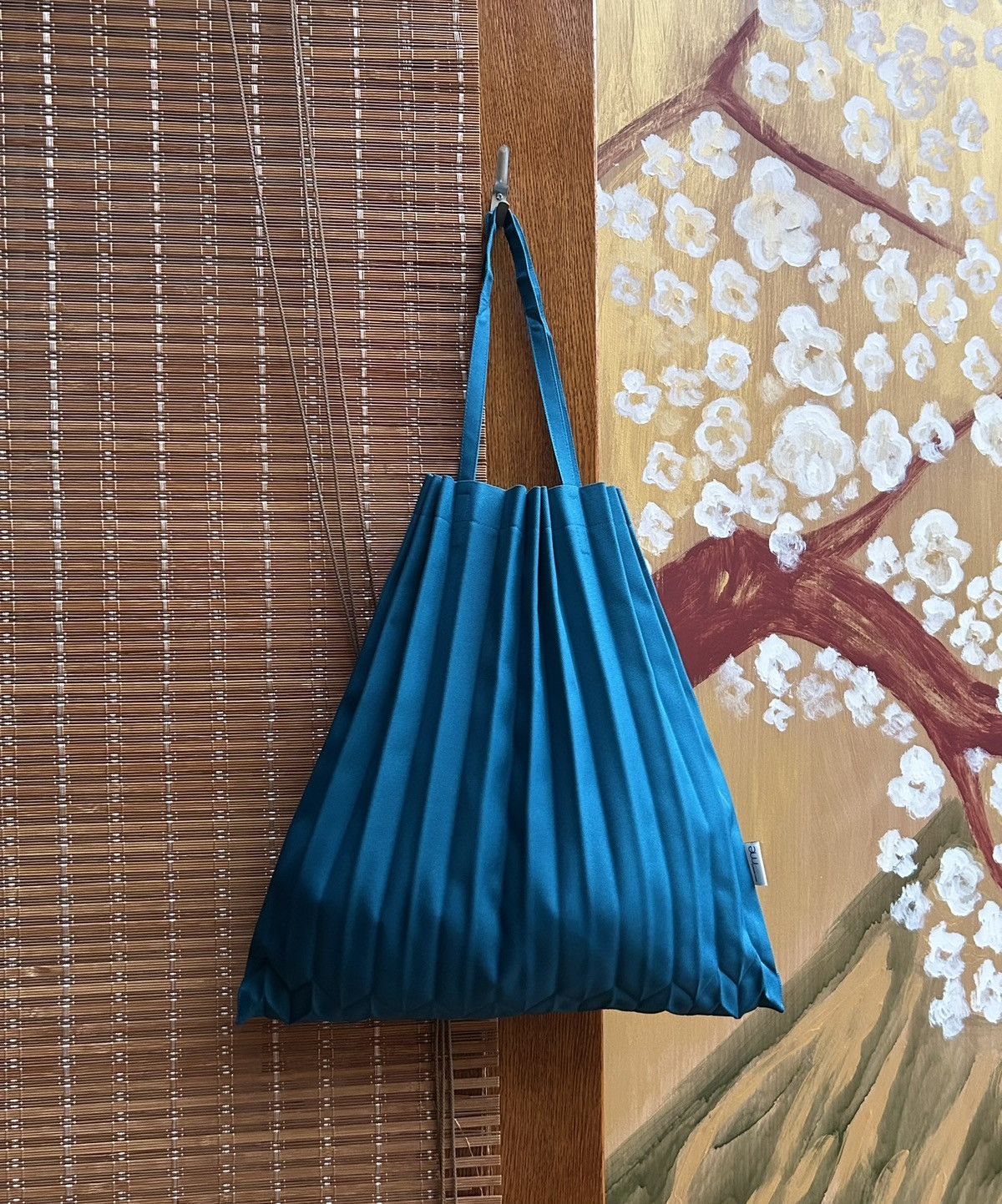 Issey Miyake me Issey Miyake Blue Trunk Pleats Bag OS Size ONE SIZE - 3 Thumbnail