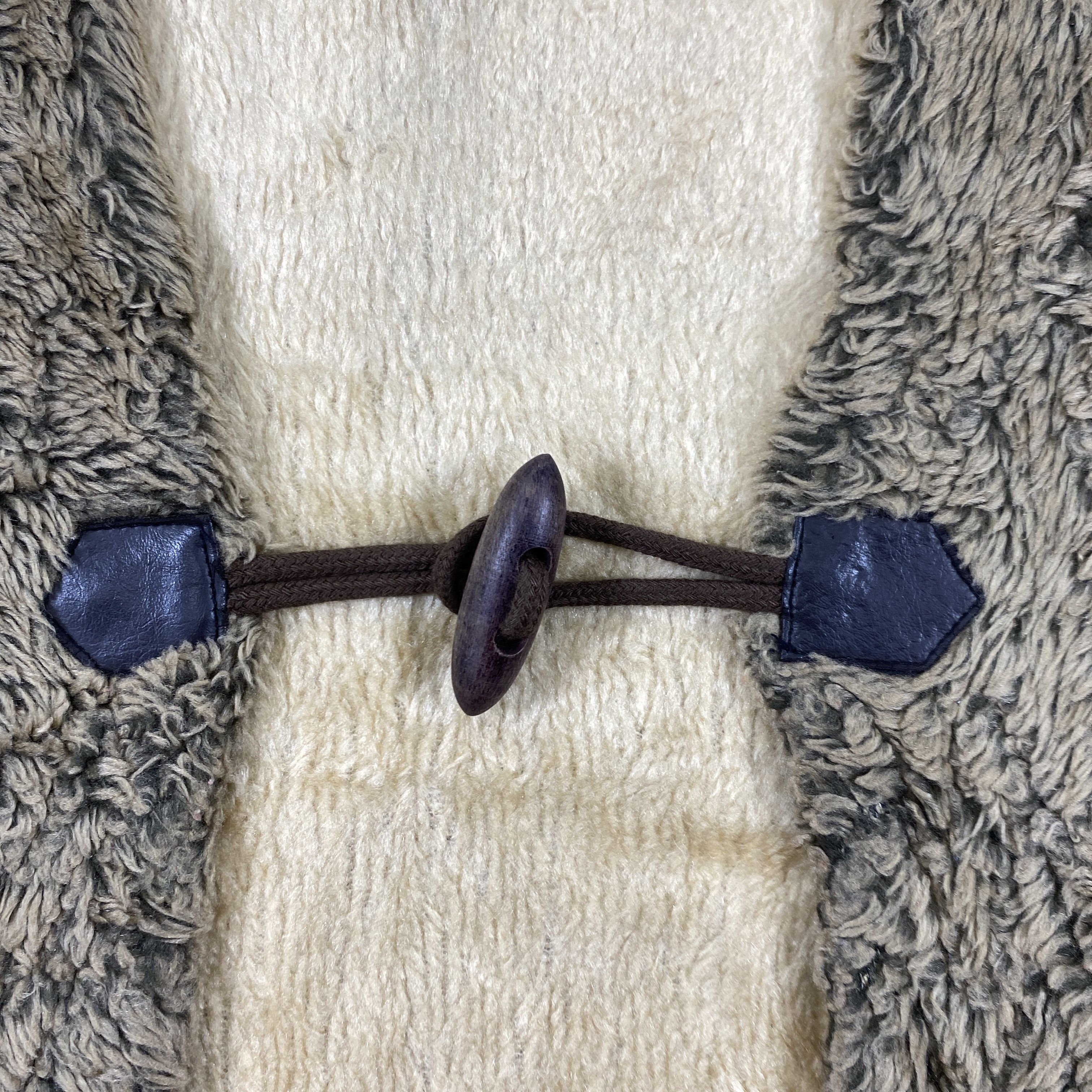 Japanese Brand Vintage Japanese Brand Fur Vest Jacket- J241 Size US S / EU 44-46 / 1 - 4 Thumbnail