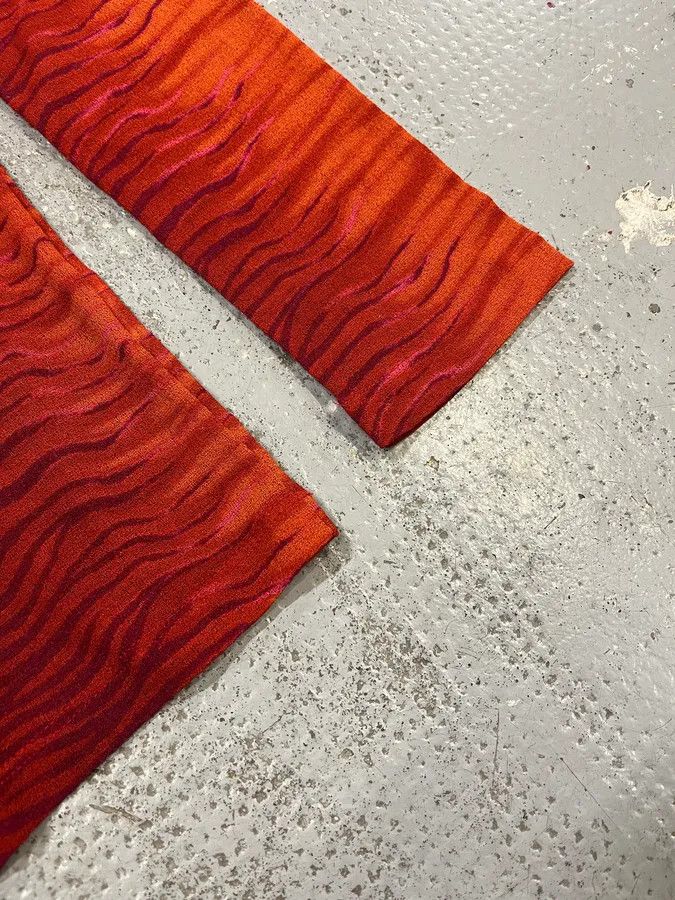 Just Cavalli 2000s Cavalli Fire Waves Orange & Red Longsleeve Size US XS / EU 42 / 0 - 6 Thumbnail