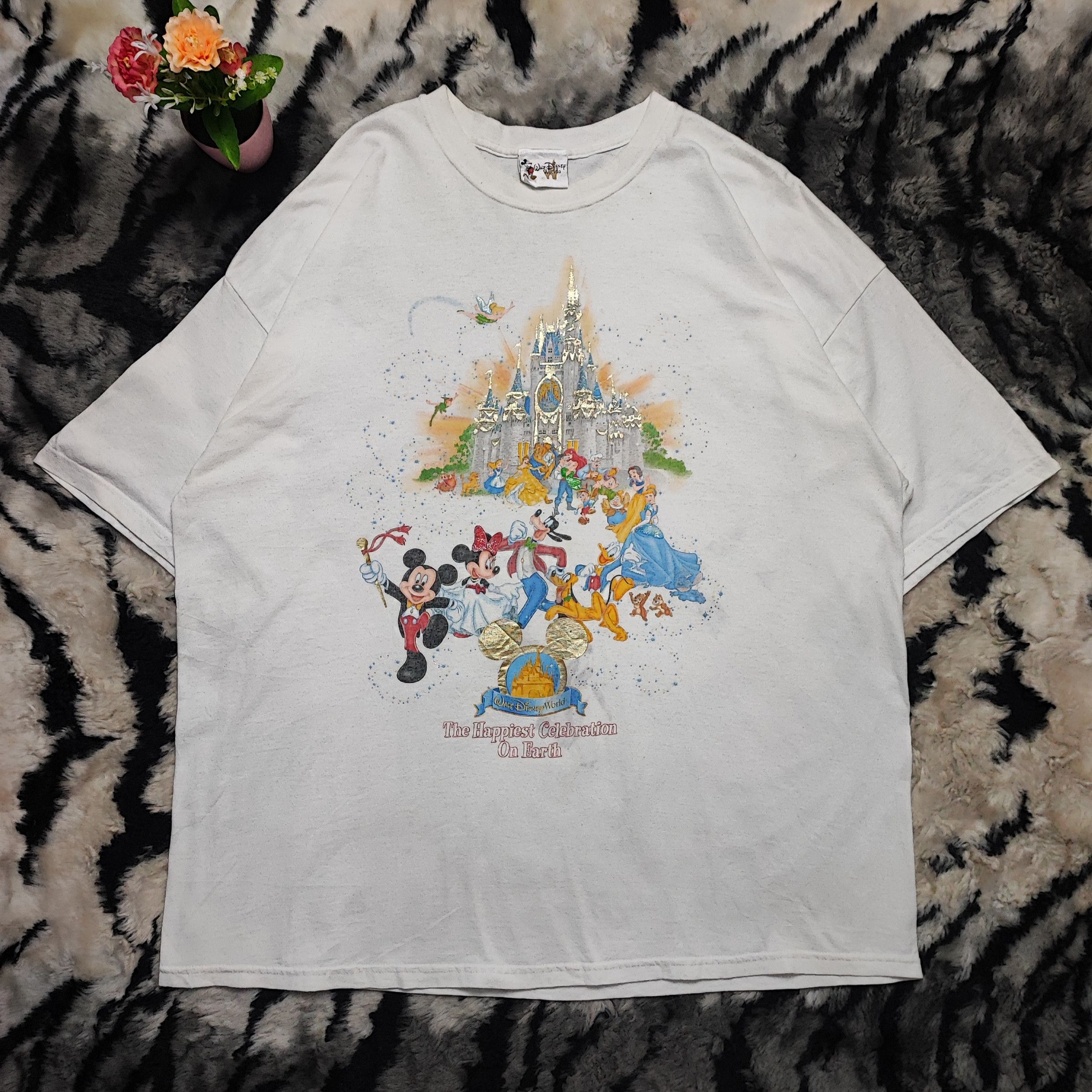 Disney Vintage Hollywood Mickey White Tshirt Full Character Size US XXL / EU 58 / 5 - 2 Thumbnail