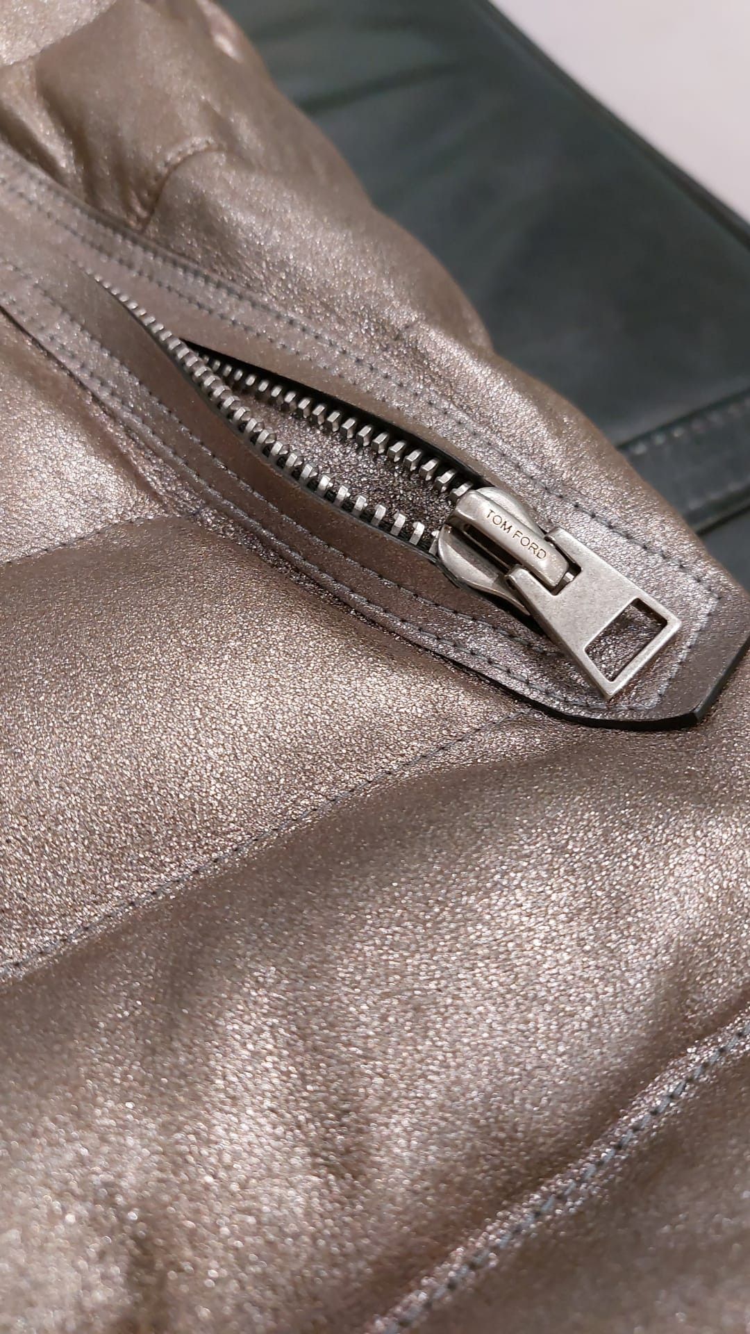 Tom Ford o1loc1c0924 PE211SZ Vest in Gold Size US M / EU 48-50 / 2 - 2 Thumbnail