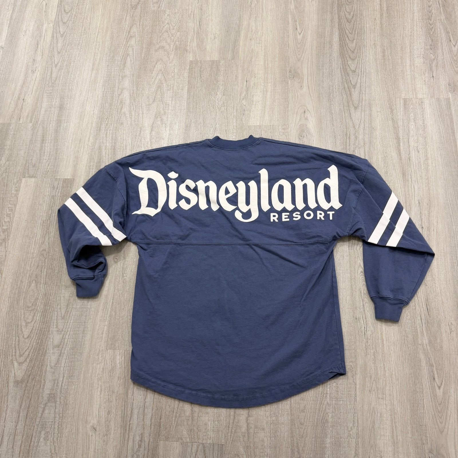 Disney Disney Disneyland Resort Spirt Jersey Shirt Size Small Blue Size US S / EU 44-46 / 1 - 5 Thumbnail