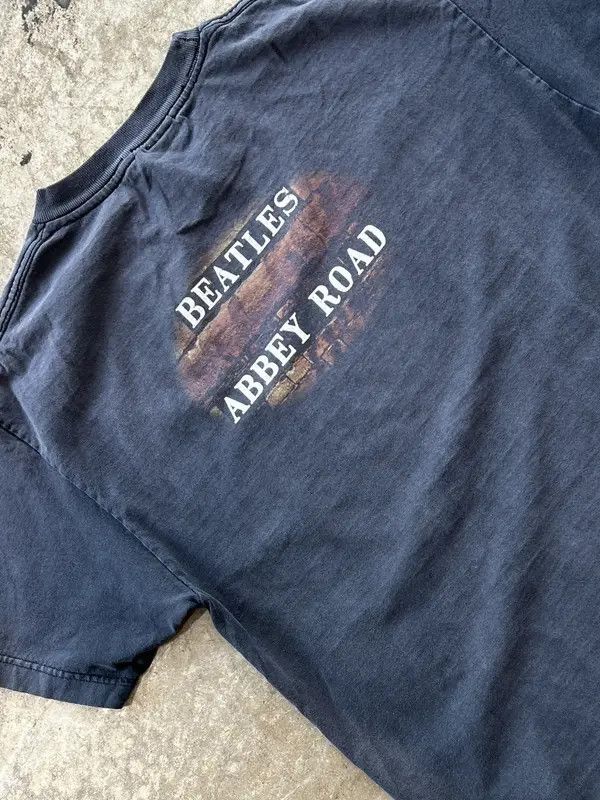 Band Tees Fujita x Emi Vintage Y2K Abbey Road The Beatles Tee Medium Size US M / EU 48-50 / 2 - 4 Thumbnail