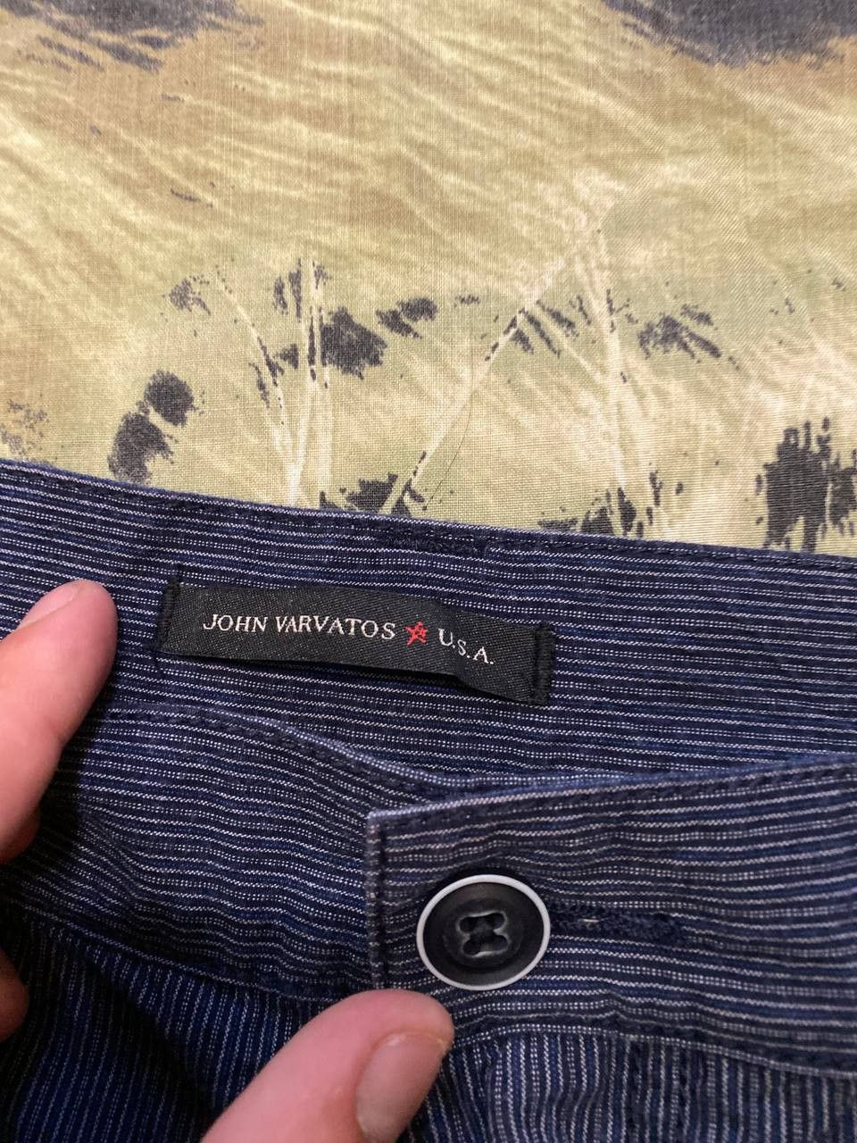 John Varvatos shorts John Varvatos Streetwear Y2K Vintage Size US 34 / EU 50 - 2 Thumbnail