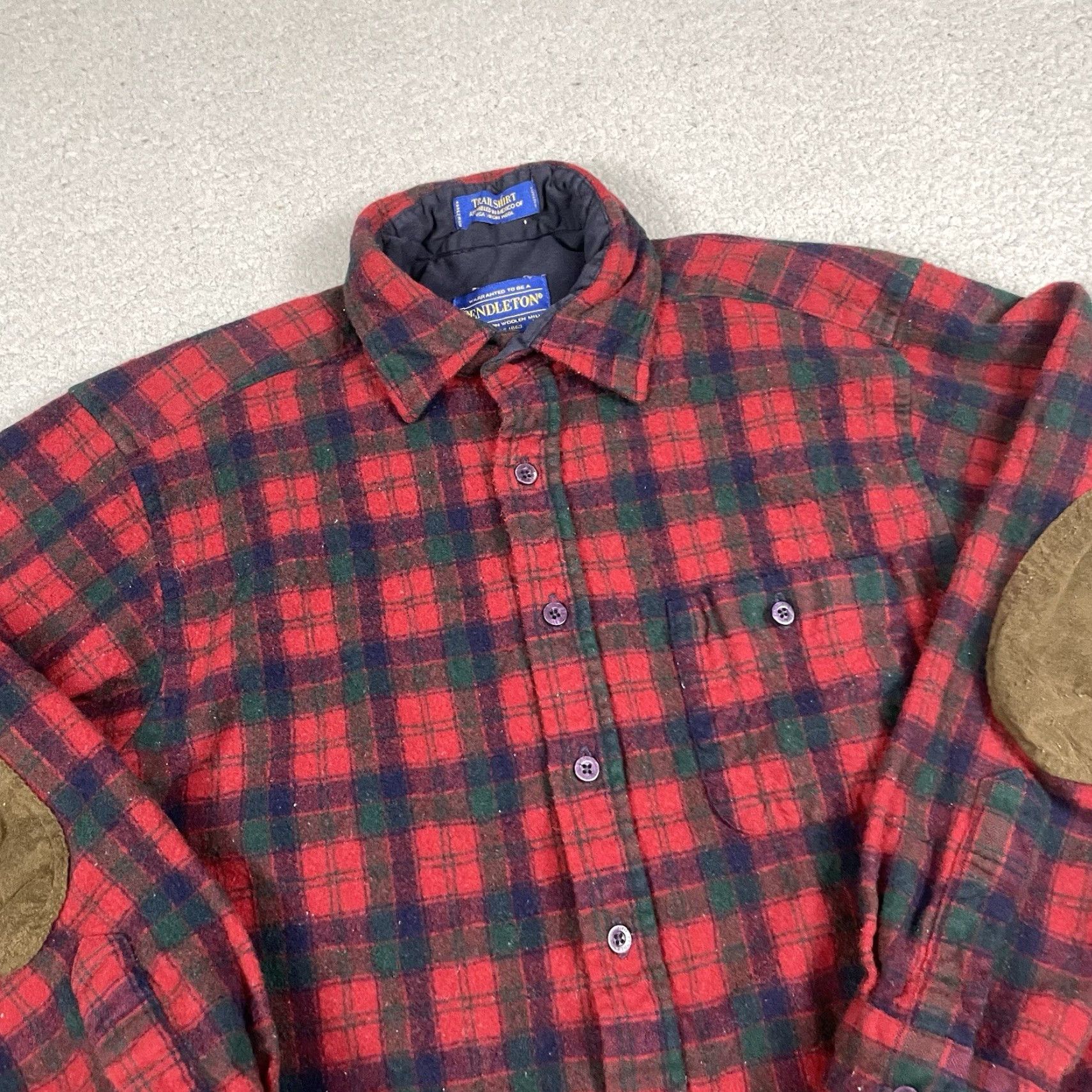 Pendleton VINTAGE Pendleton Shirt Men Wool Flannel Red Plaid Button-Up Coat? (Oops) Size US S / EU 44-46 / 1 - 2 Thumbnail