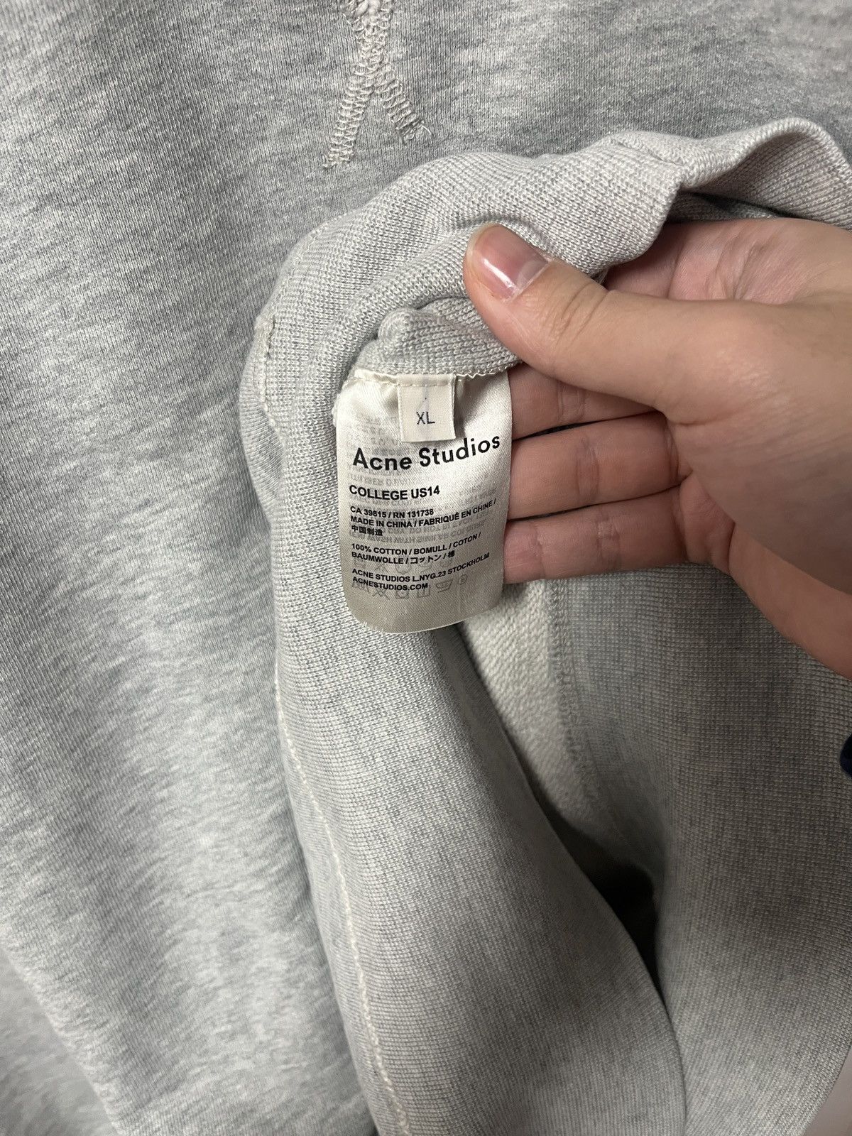 Acne Studios Acne Studios college sweatshirt Size US L / EU 52-54 / 3 - 5 Thumbnail