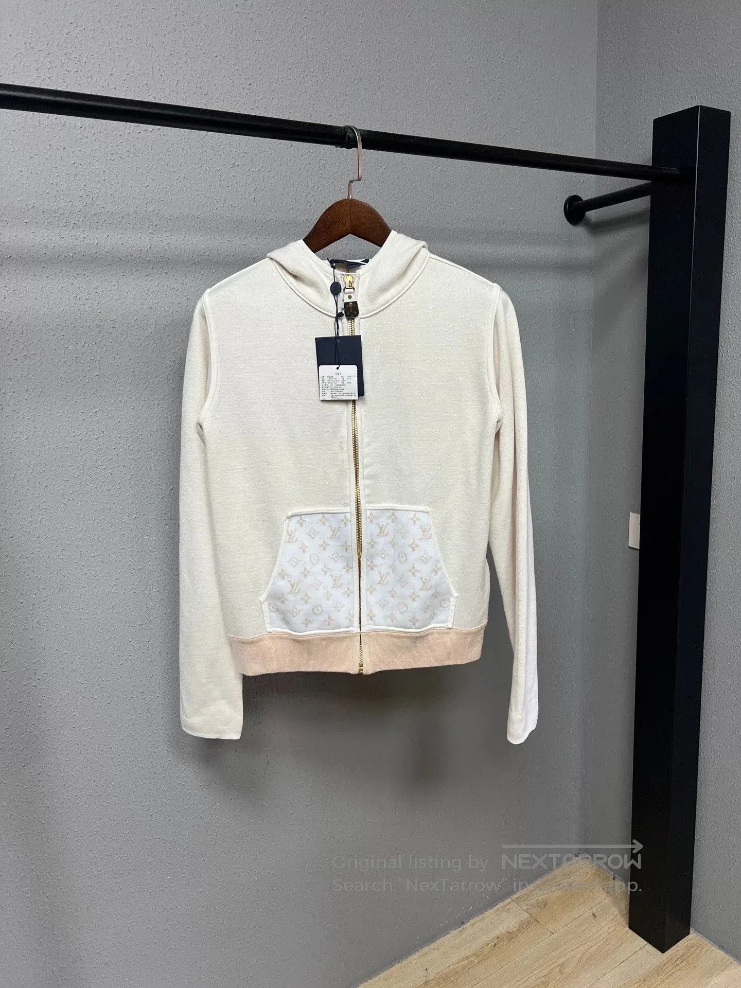 Louis Vuitton louis vuitton wool zip hoodie jacket. Size US L / EU 52-54 / 3 - 1 Thumbnail