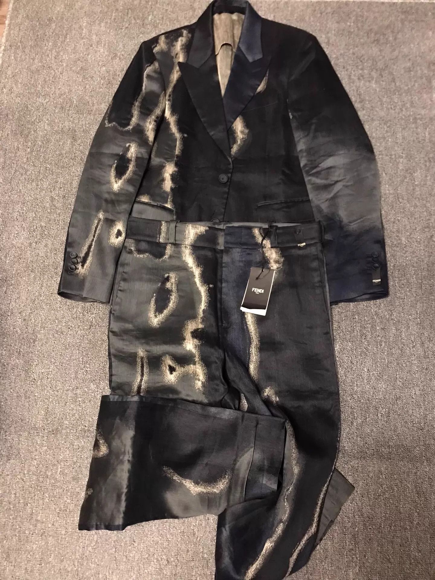 Fendi Fendi Runway Tie-Dye Linen & Silk Suit 50 Size 50R - 8 Thumbnail