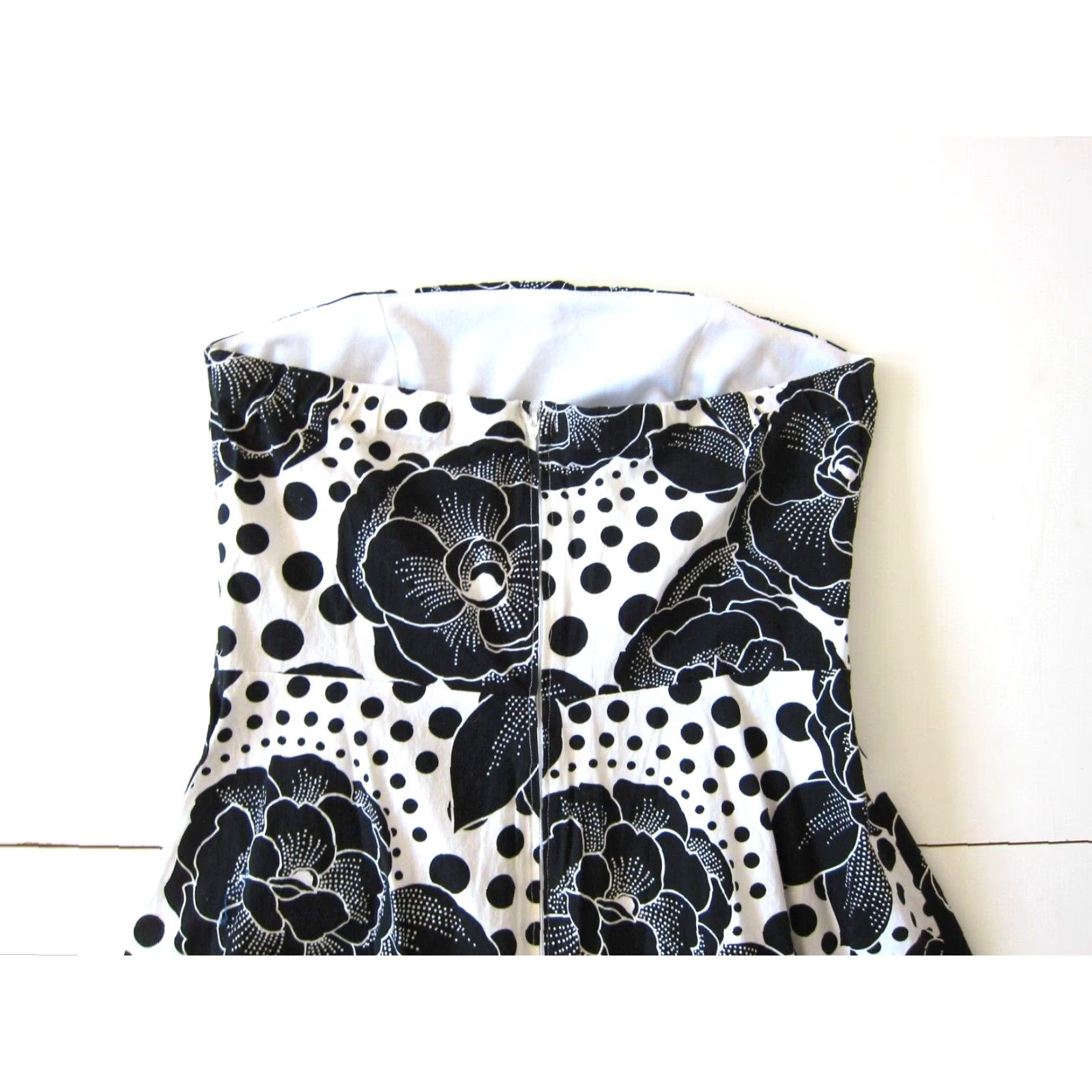 Vintage VINTAGE XOXO Collection Black White Polka Dot Floral Cotton Stretch Strapless Dress 11/L Size L / US 10 / IT 46 - 4 Thumbnail