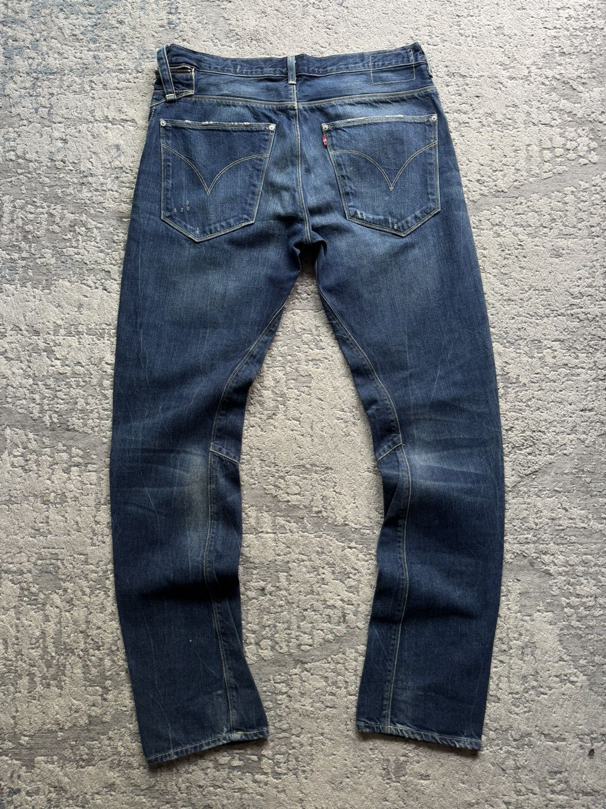 Levi's Vintage Clothing Levis Engineered Denim Twisted Jeans Size 36 Size US 36 / EU 52 - 3 Thumbnail