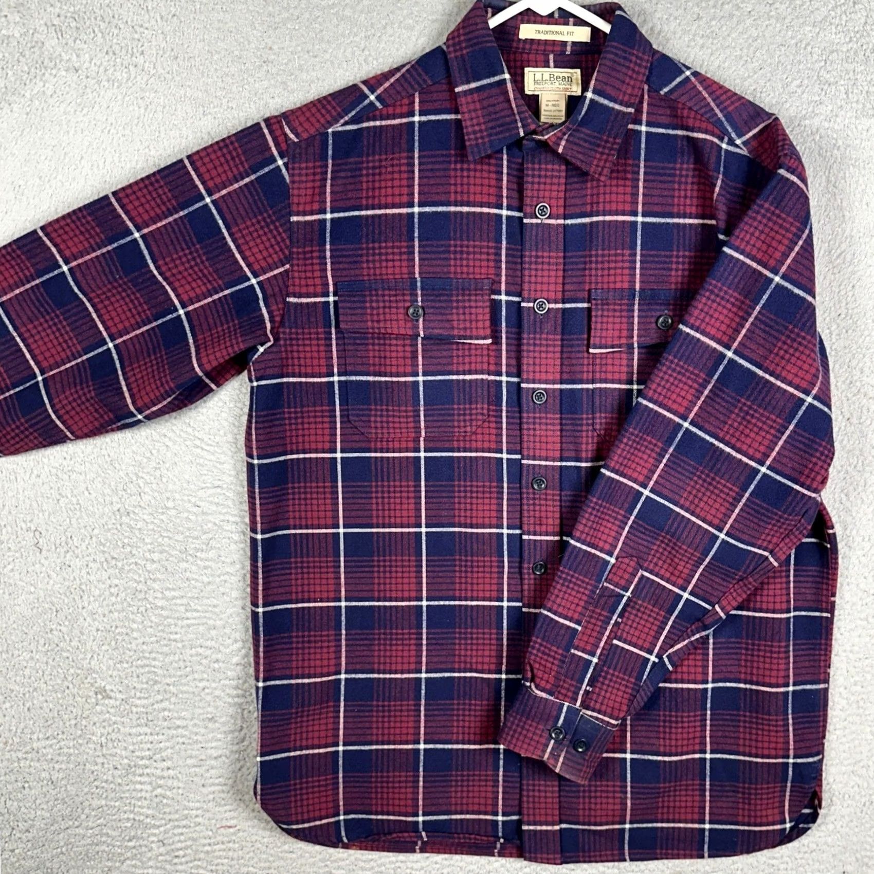 Vintage L.L. Bean Chamois Cloth Shirt Mens M Red Navy Plaid Traditional Fit Button-Up Flannel Workwear Casual Long Sleeve Collar Pocketed Wool? Size US M / EU 48-50 / 2 - 2 Thumbnail
