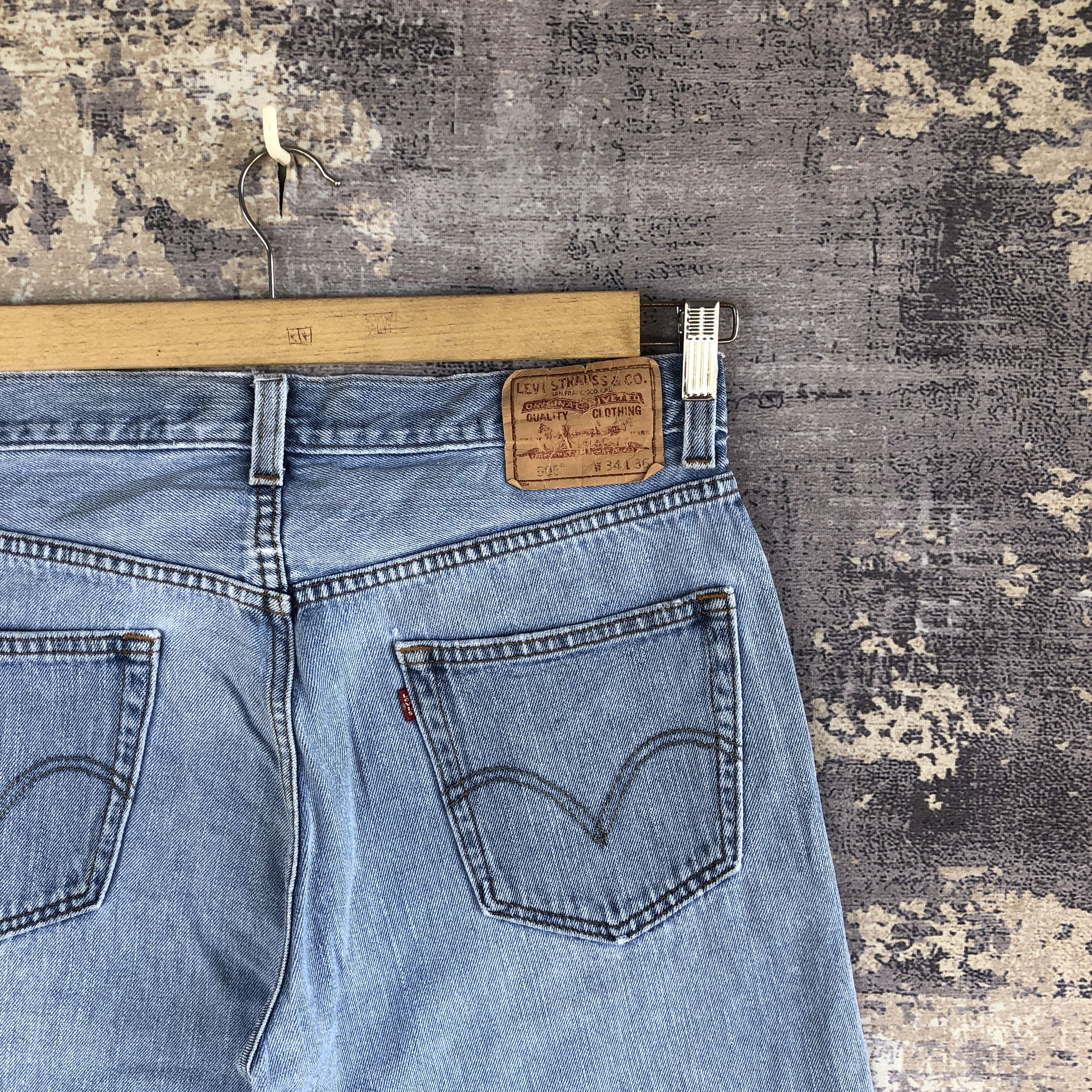 Levi's Vintage Levis 505 Faded Jeans Levi's Light Wash Denim Size US 34 / EU 50 - 5 Thumbnail