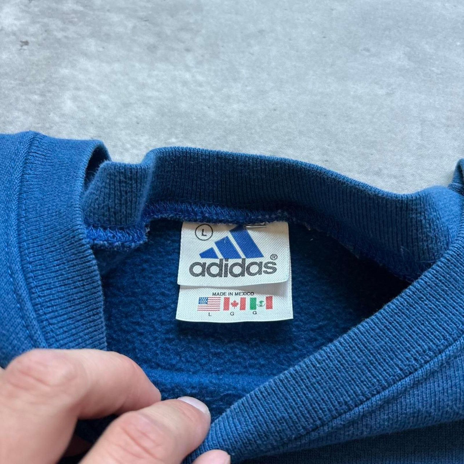 Adidas Vintage 1990s adidas crewneck Size US L / EU 52-54 / 3 - 2 Thumbnail