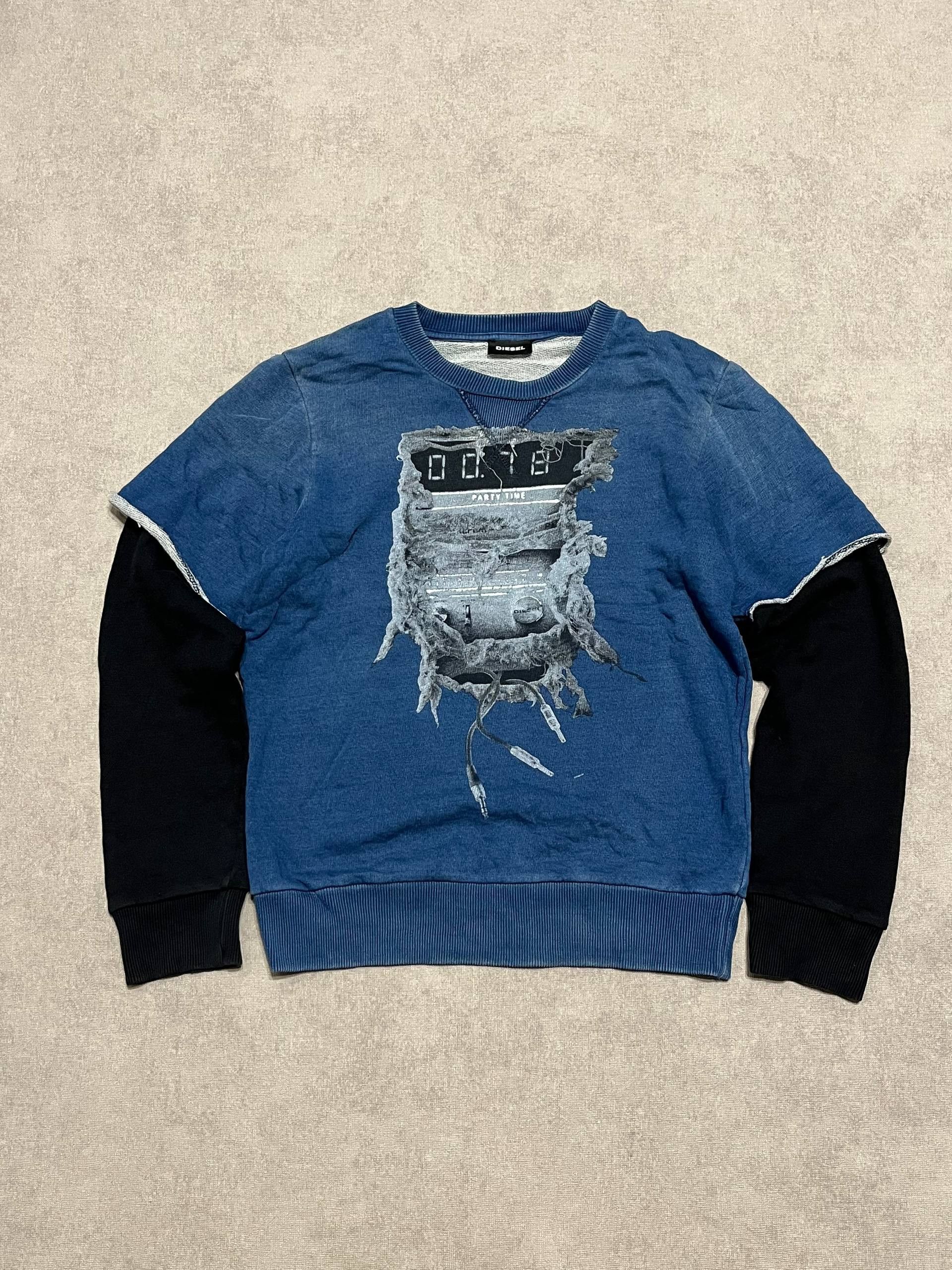 Diesel Vintage Diesel Blue Denim Sweatshirt Women`s Big Logo Sz 12 Size M / US 6-8 / IT 42-44 - 1 Thumbnail