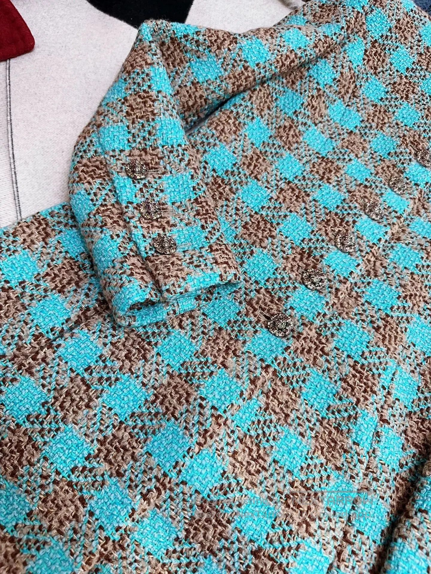 Chanel vintage chanel teal checkered dress coat. Size US M / EU 48-50 / 2 - 5 Thumbnail