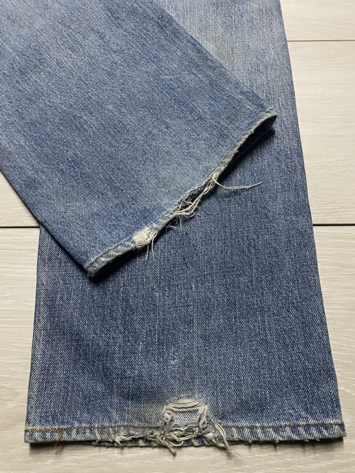 Levi's Vintage Levis 509 Destroyed Baggy Jeans Size US 32 / EU 48 - 10 Thumbnail